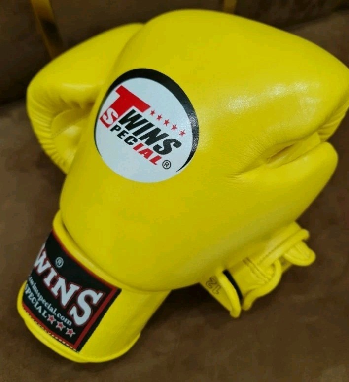 Twins special boxing gloves Tape type Pro sparring Fighting gloves 8oz-16oz