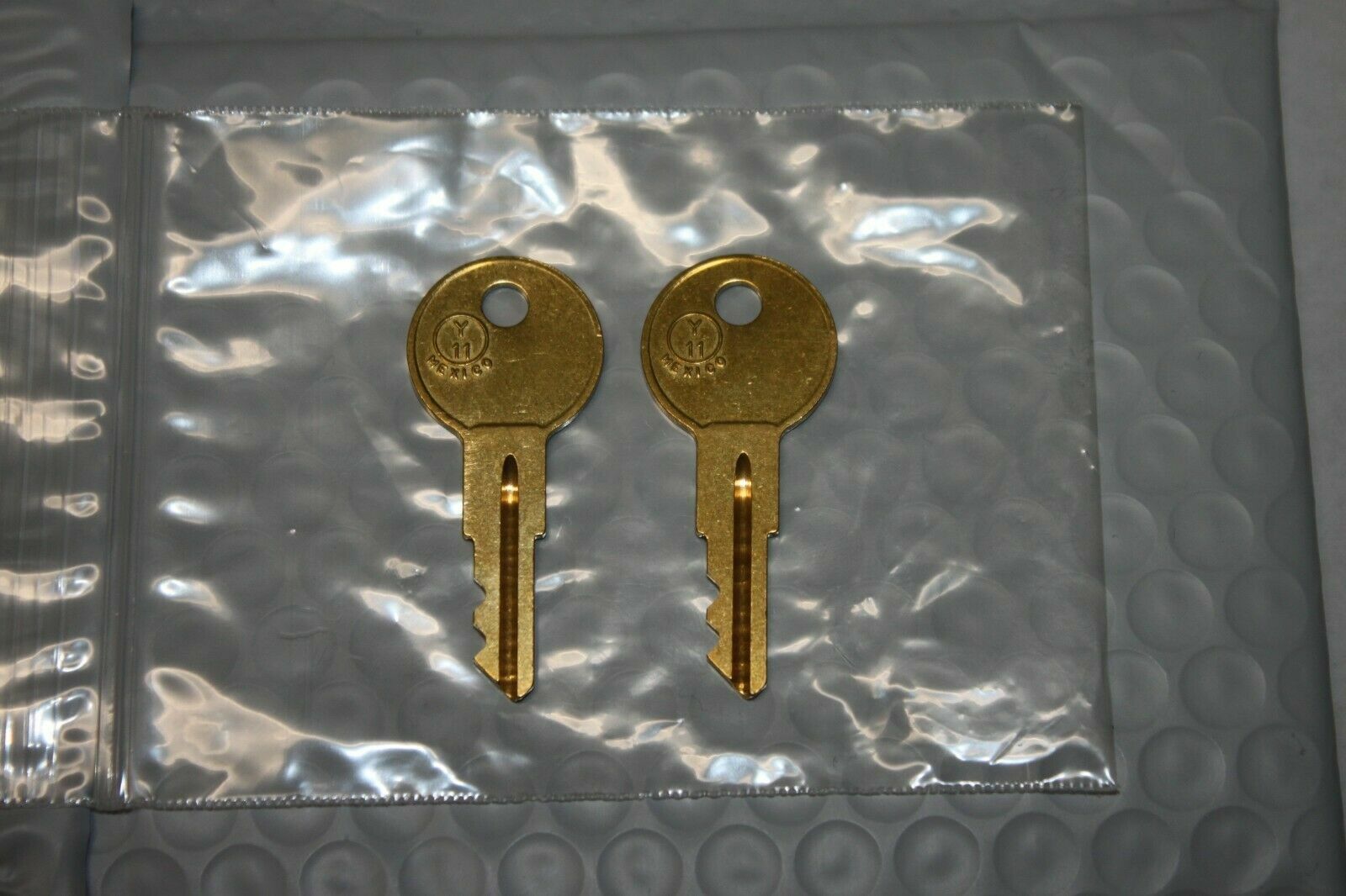 GH01-GH100 2-KEYS CUT TO KEY CODE Wright Products /Deco Emco Lynor /C.T. Johnson