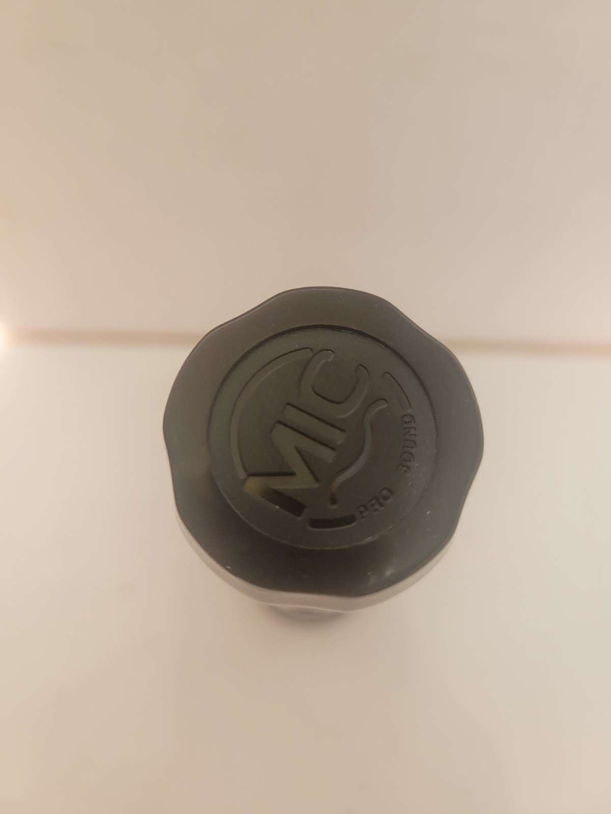 VeGue Wireless Microphone Battery Tested Only