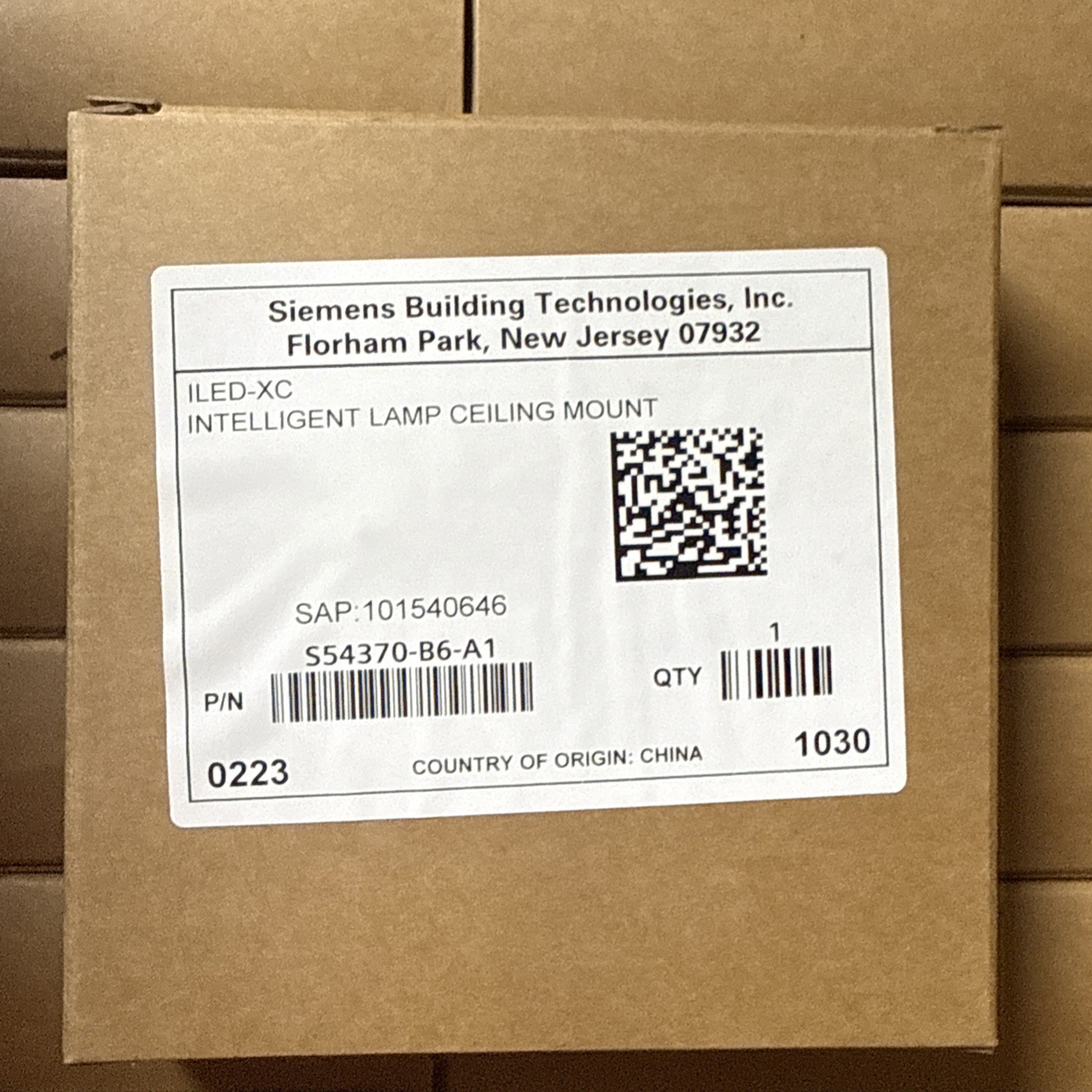 SIEMENS S54370-B6-A1 ILED-XC INTELLIGENT LAMP CEILING MOUNT NEW