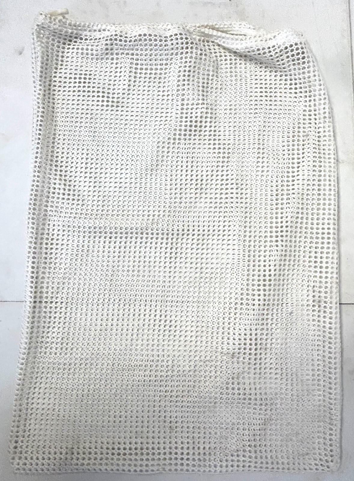 British Military Issue White Fabric Large Net Laundry Clothing Bag Sack
