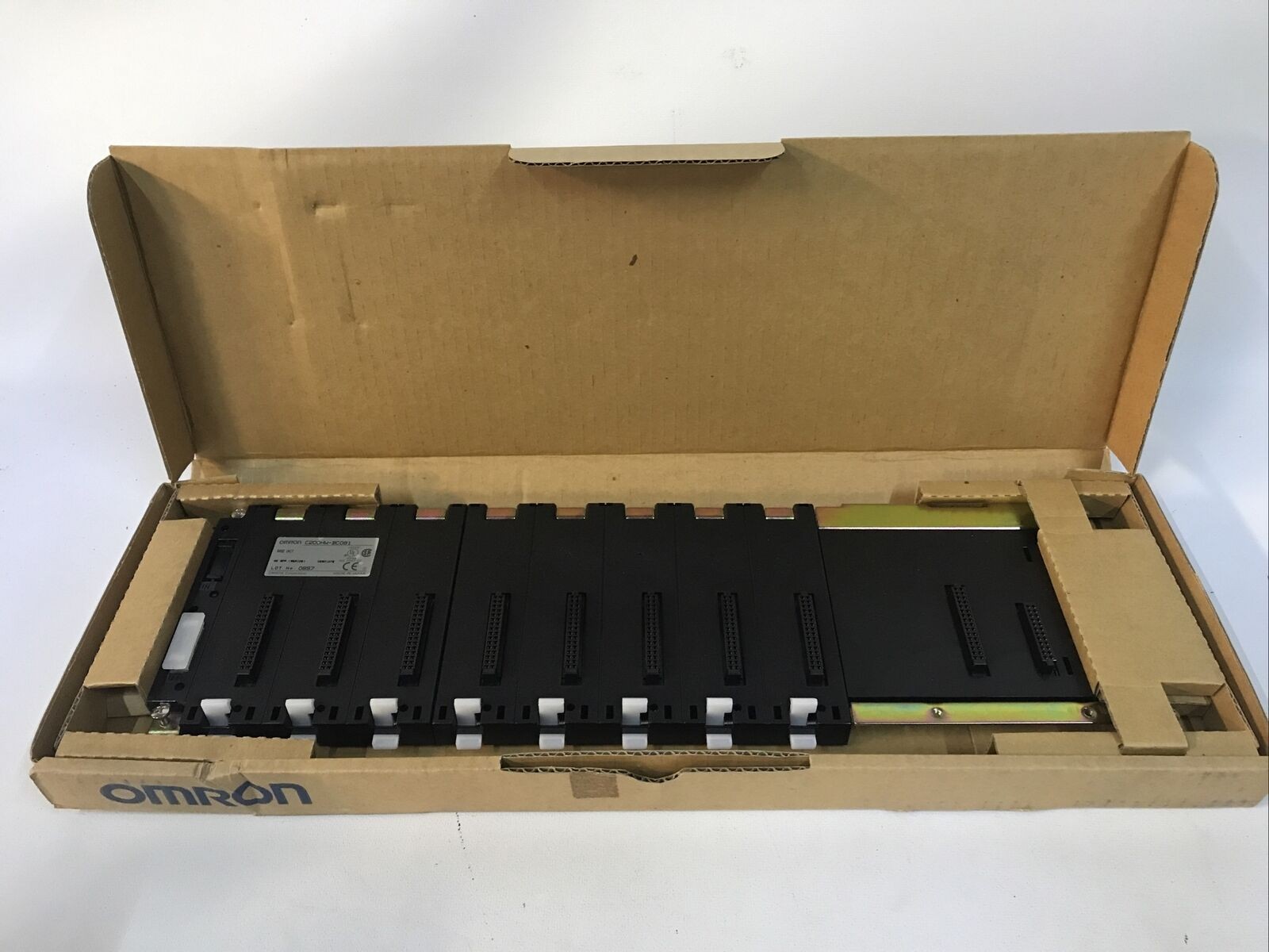 *New* Omron C200HW-BC081 PLC Rack 8 Slot CPU Backplane Base Unit
