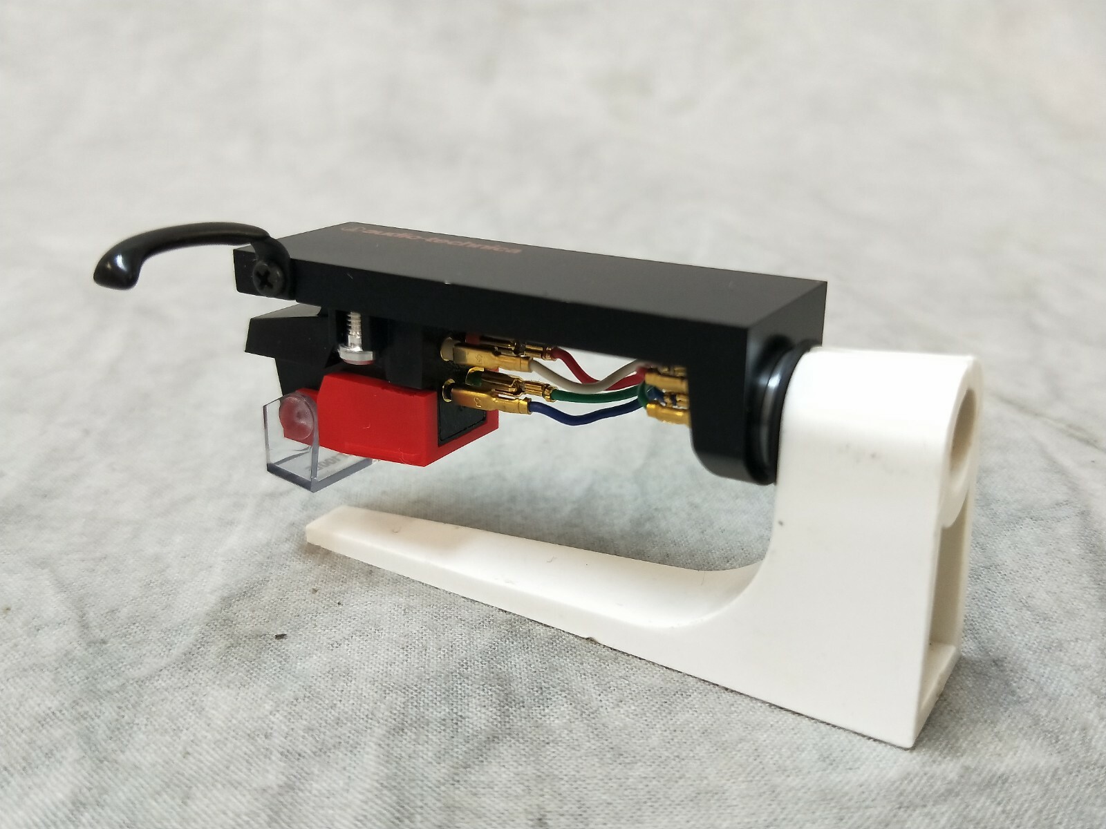 Audio-Technica AT100E Cartridge W/ Headshell In excellent Condition