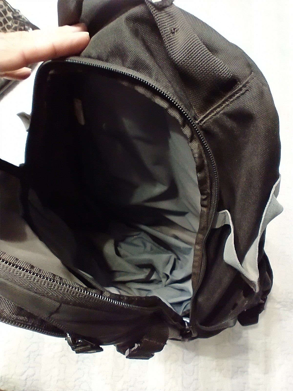 Nike Bsbl Black/Grey Camo Backpack with Multiple Compartments Used