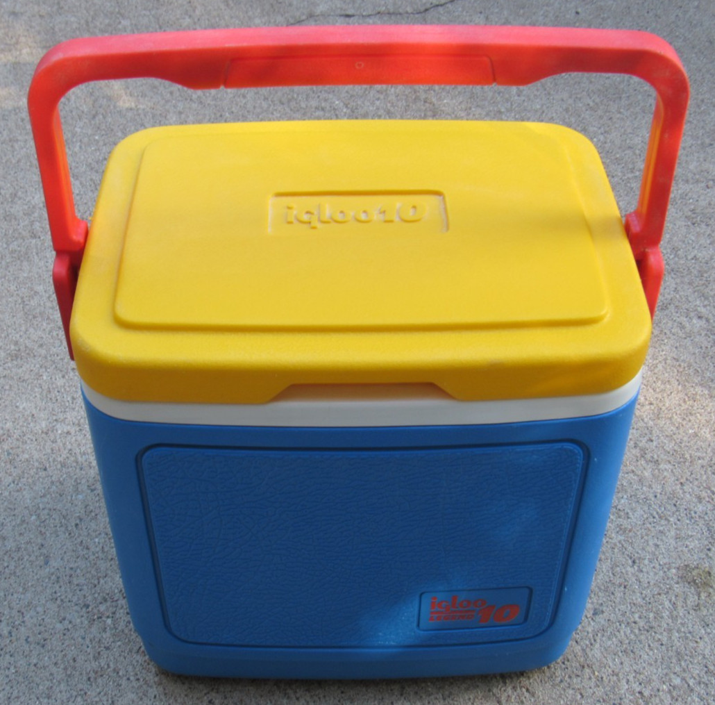1988 VTG Igloo Legend 10 Cooler W/ Cup Holder Yellow Lid Blue Chest Red handle