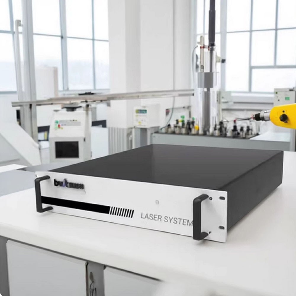 1500W 2000W 3000W BWT Laser Cleaning Welding Laser Source 1064nm Continuous 220V