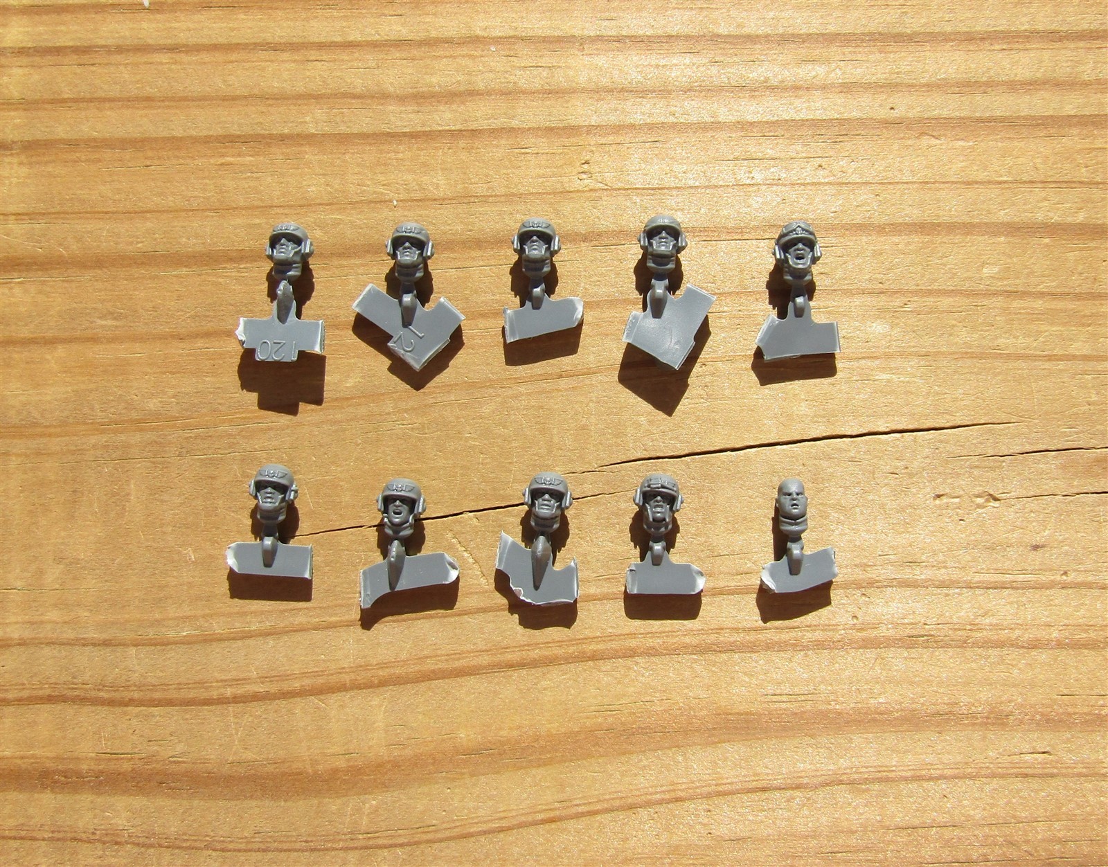 40K Astra Militarum Cadian Shock Troops Heads Male Bits 10 Bitz New