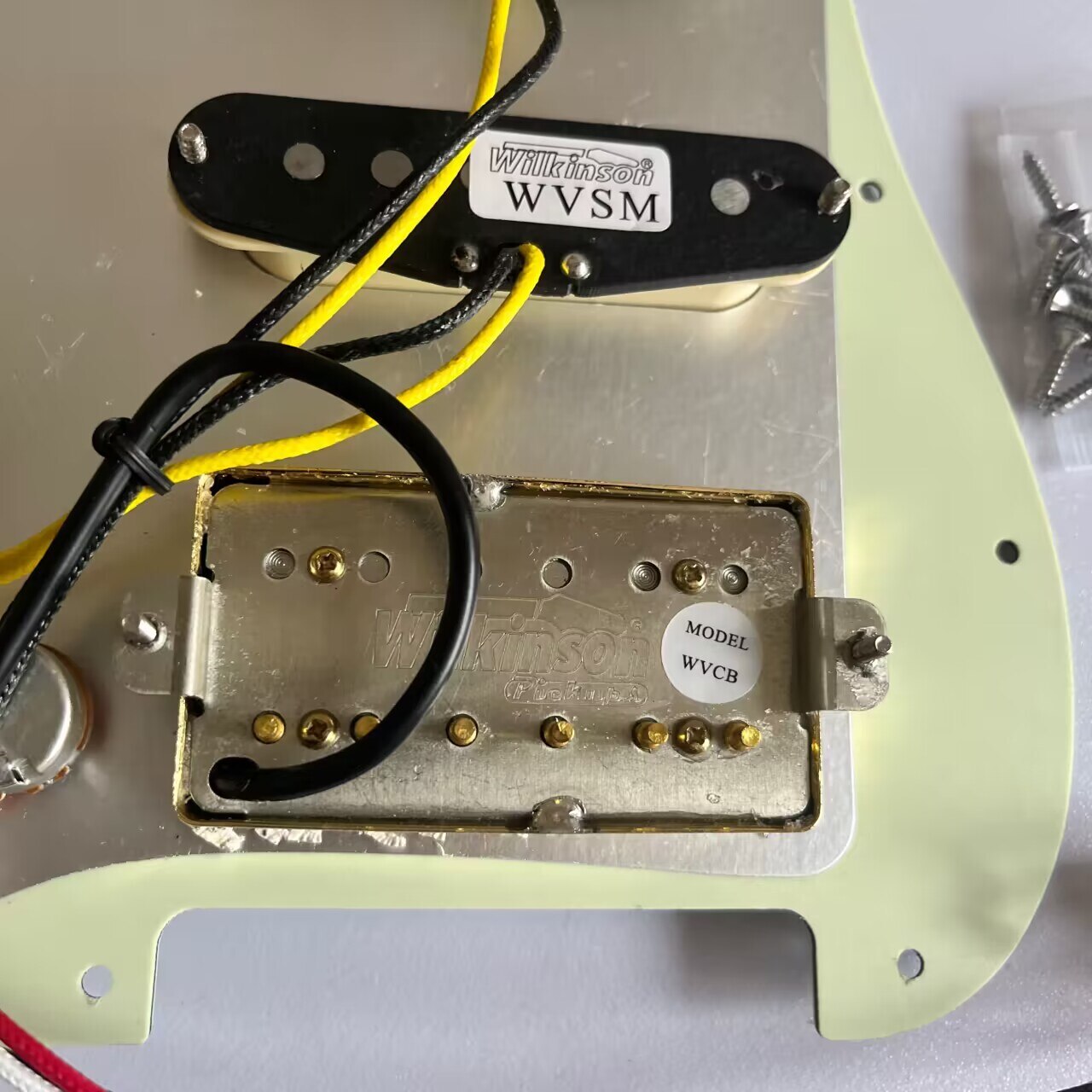 SSH Prewired Pickguard Set Loaded Yellow Wilkinson Alnico V Pickups Coil Split