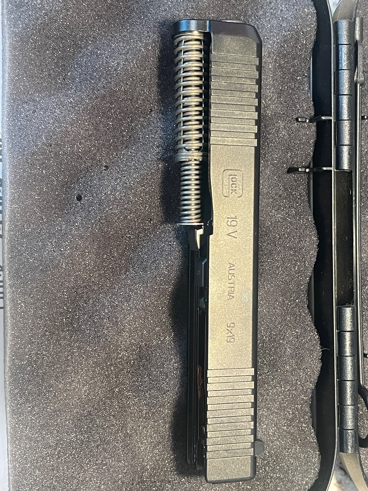 Glock 19 Gen V - 9mm - Complete Factory Slide, Barrel, Spring - G19 Gen V -CA OK
