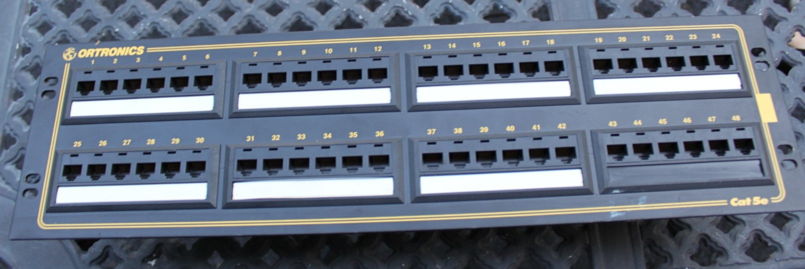 Ortronics OR-851004912 48 Port RJ45 Front 110 568B Cat5 19" Rack Patch Panel