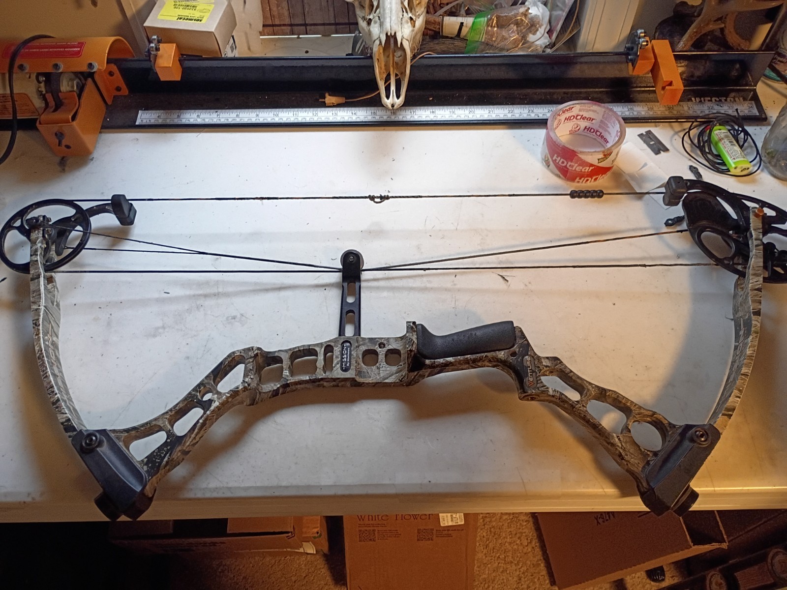 Mission By Mathews Venture Bow RH 28" Draw 70lbs.