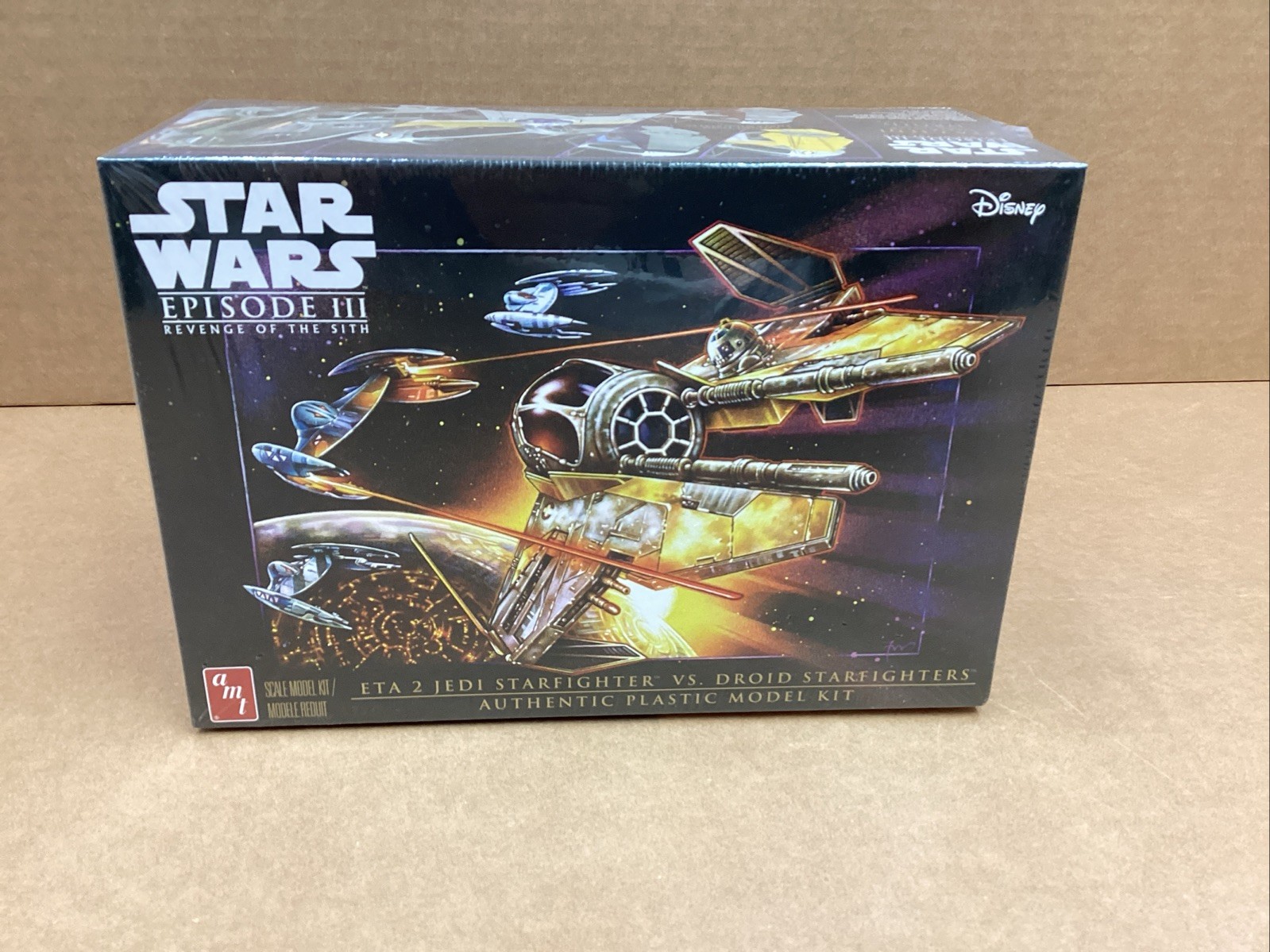 AMT Star Wars: Revenge of the Sith Jedi Starfighter Vs Droid Starfighters Pla...