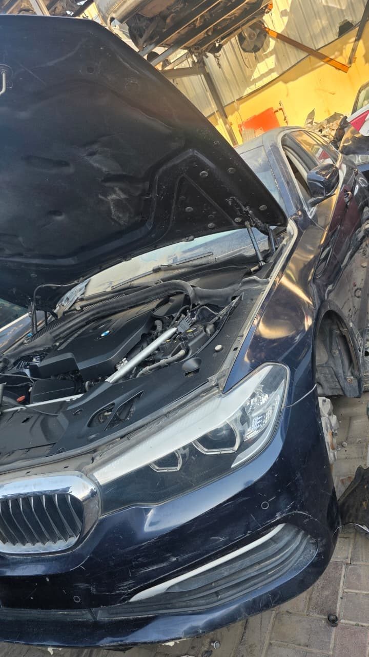 BMW Right Trunk Lid Hinge 41007441476