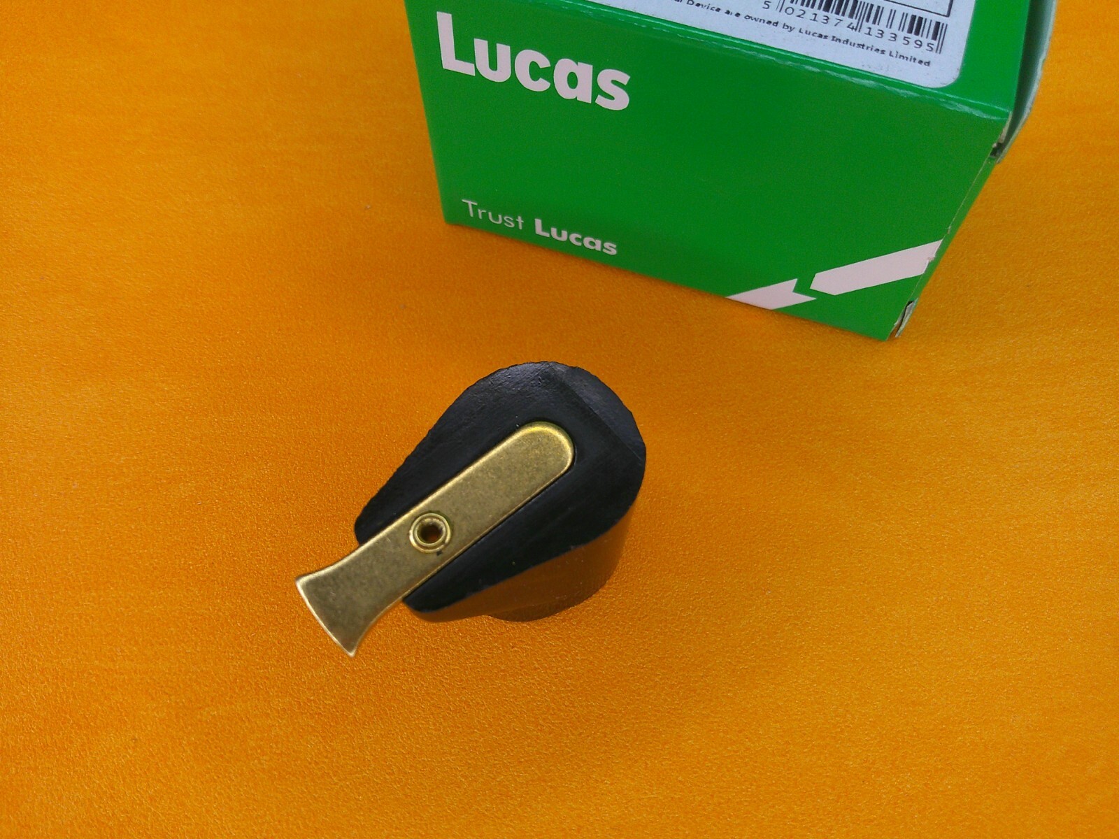 JAGUAR XJ6 3.4 4.2 (1975-97) 45D Distributor ROTOR ARM GENUINE LUCAS DRB104C