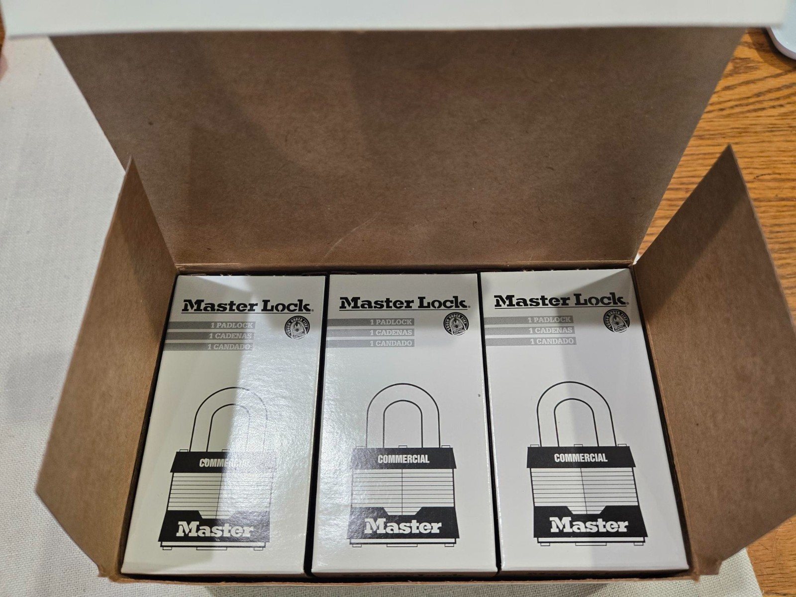 Box of 6 MASTER LOCK PADLOCKS WITH 2 KEYS EACH NIB