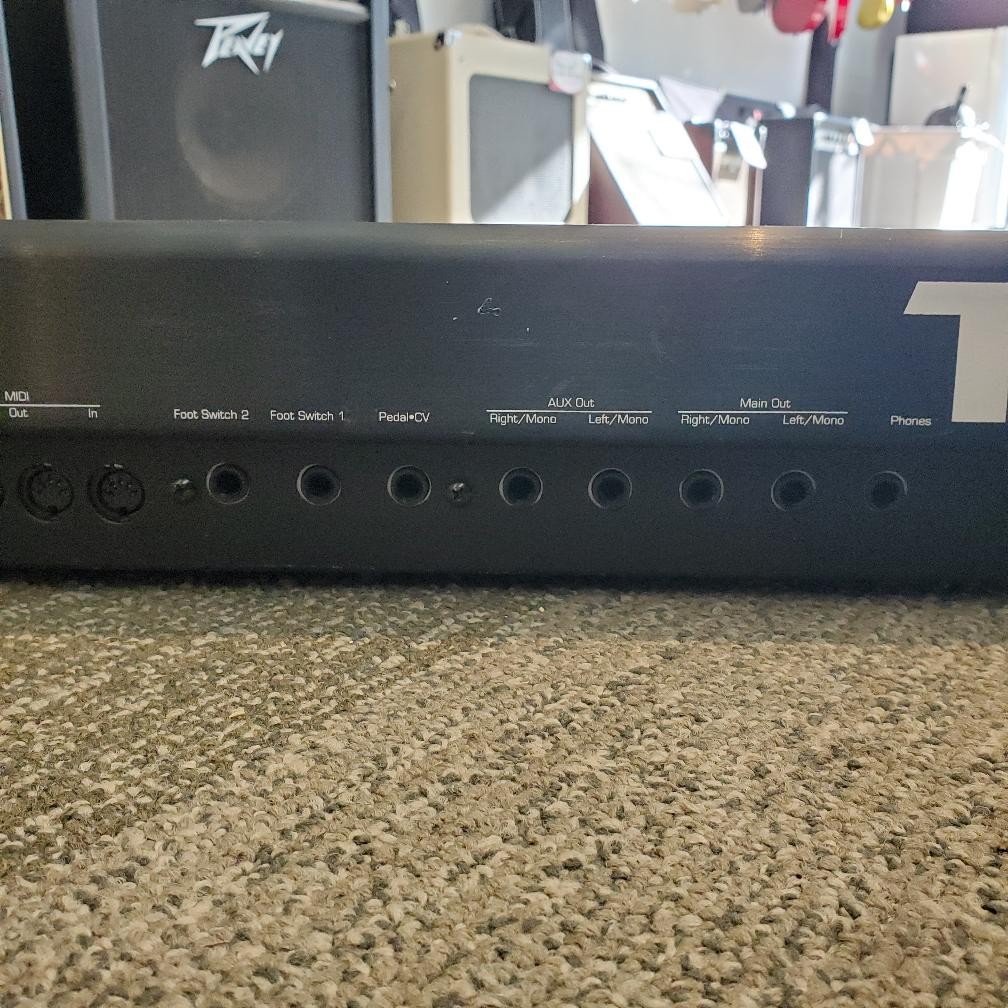 Ensoniq TS-10 Performance / Composition Synthesizer POLY AFTERTOUCH (ROC038747)