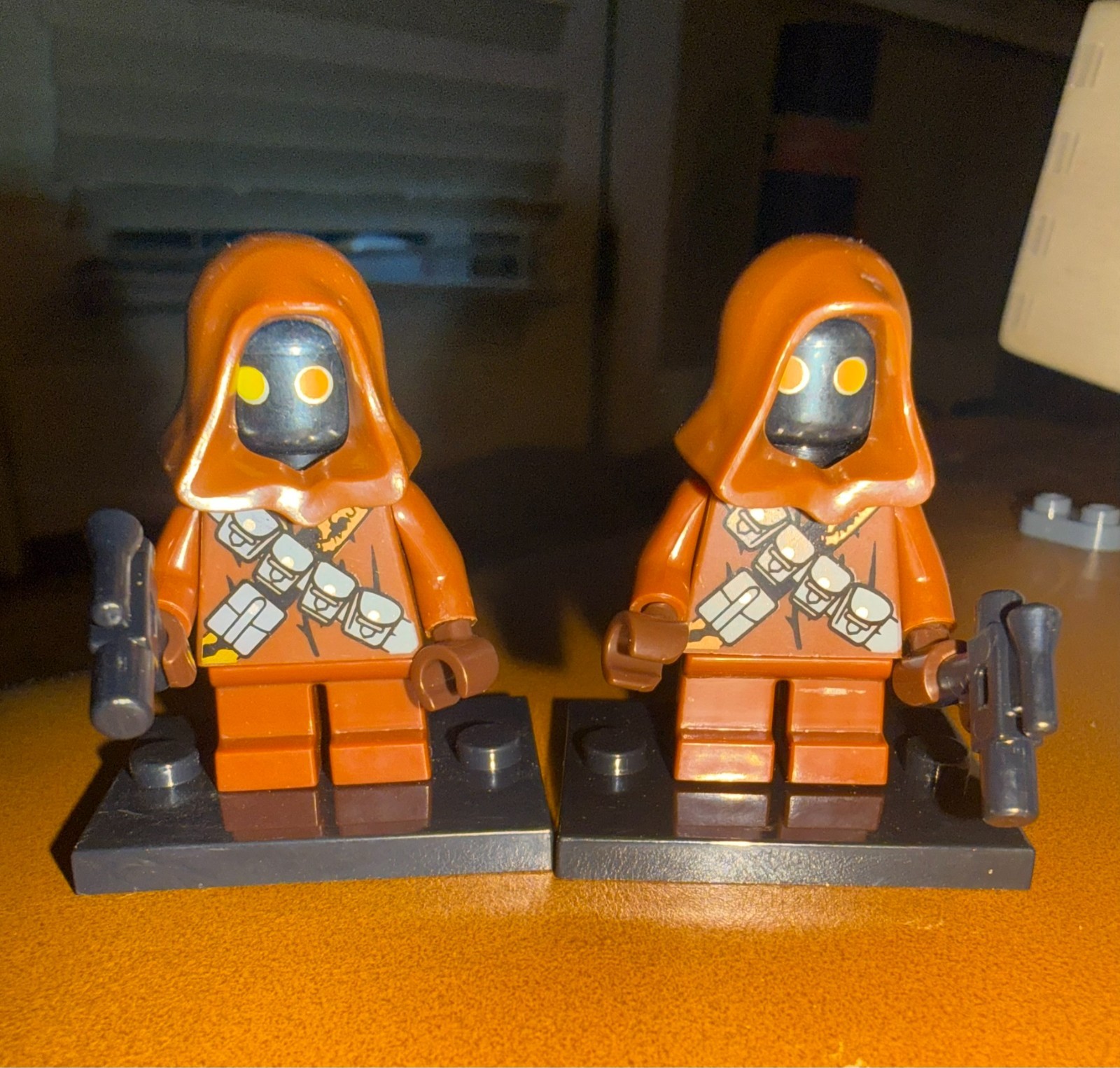 2 custom Jawas minifigures - Tatooine Scavengers!  star wars lego jawa