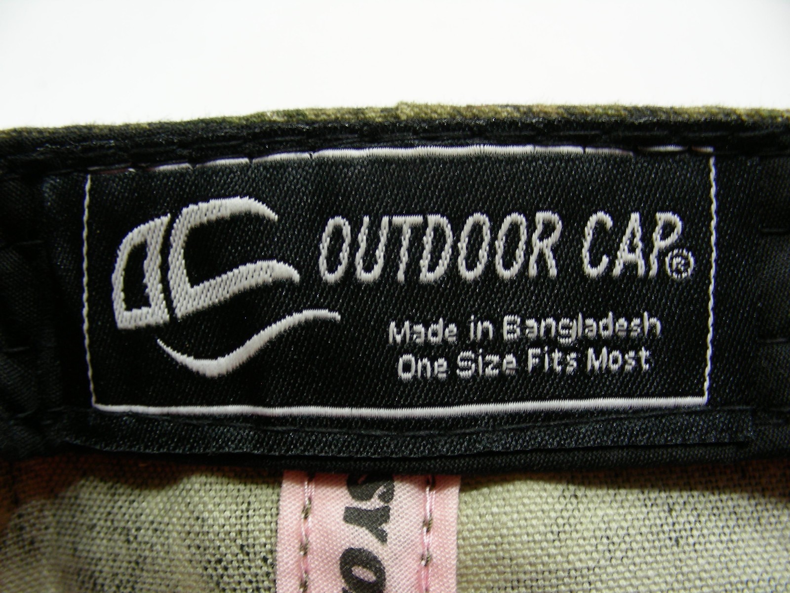 MOSSY OAK - PINK & CAMO - ONE SIZE ADJUSTABLE STRAPBACK BALL CAP HAT!