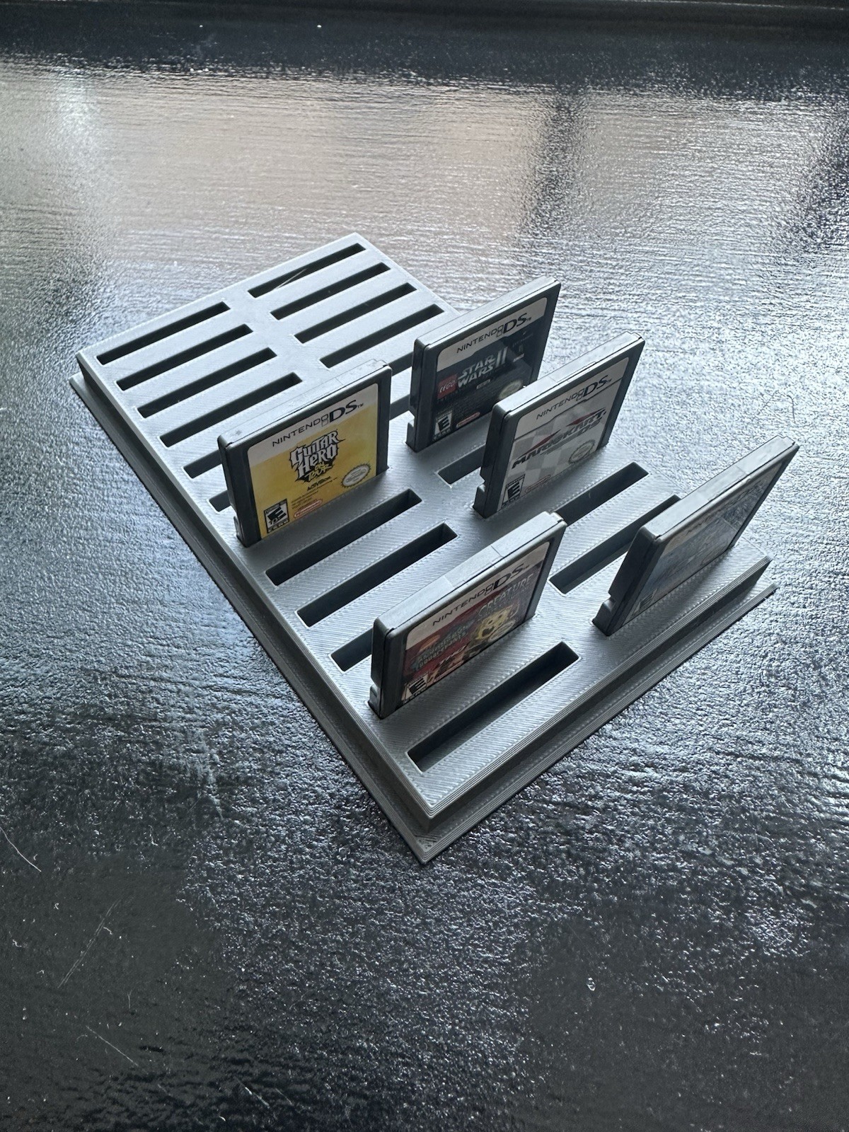 24 Game Stand For Nintendo DS / 2DS / 3DS Cartridges
