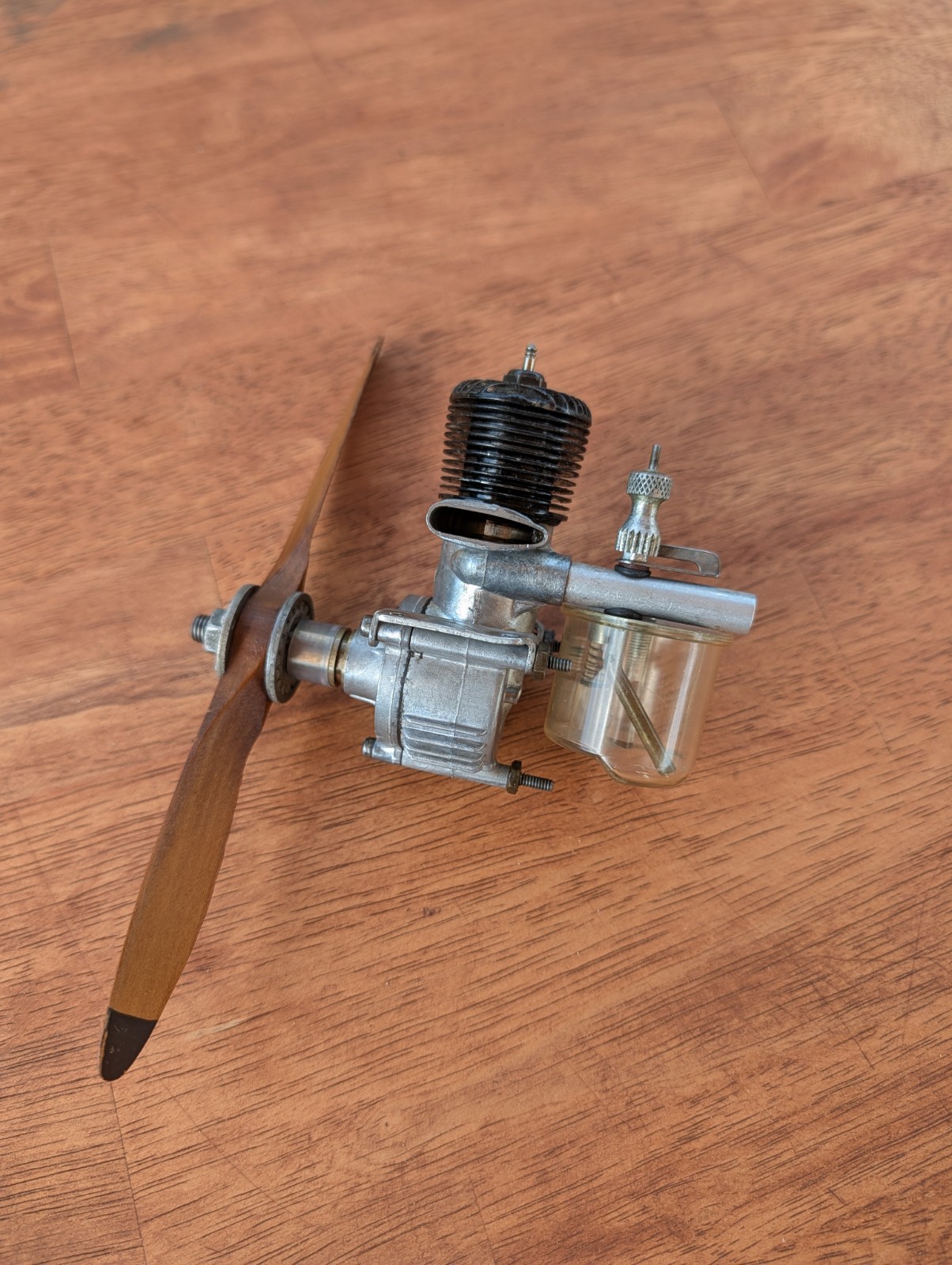 Ohlsson & Rice 23 Model Airplanes Engine