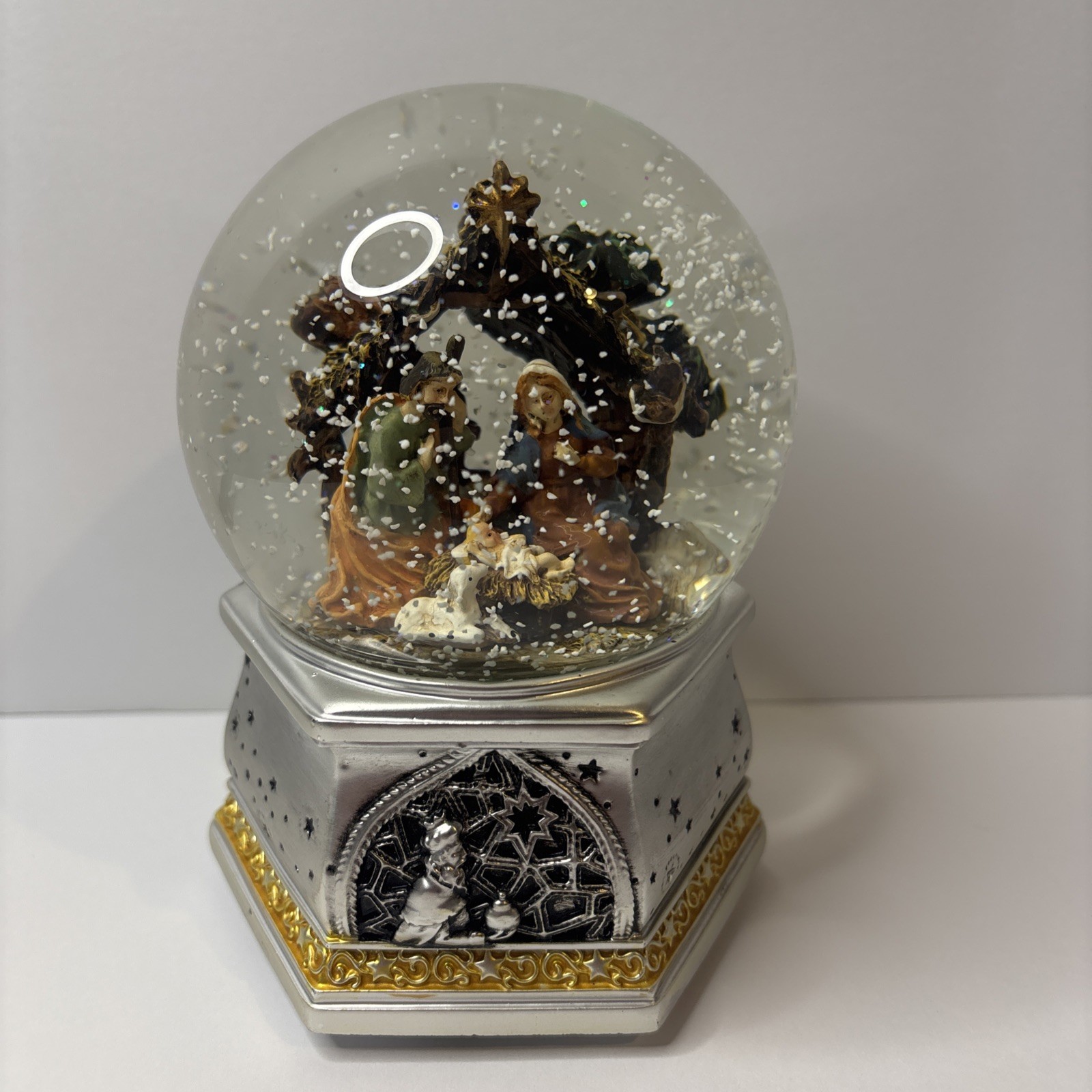 Christmas Snow Globe of The Holy Family Jesus, Mary and Joseph Plays Holy Night