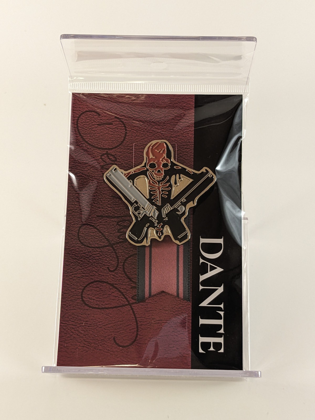 Capcom Store Devil May Cry 5 Dante Emblem Brooch Limited Edition DMC5 Pin Badge