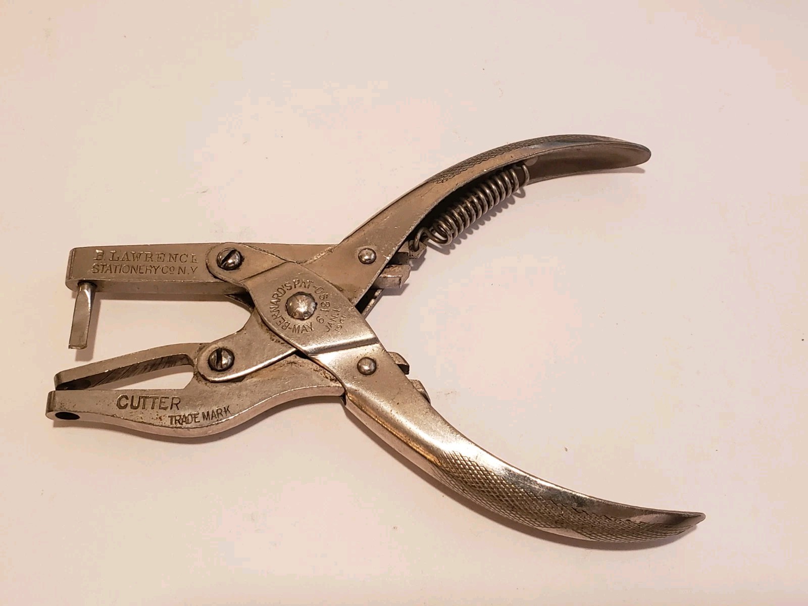 B. Lawrence Stationary Co. NY Cutter 1901