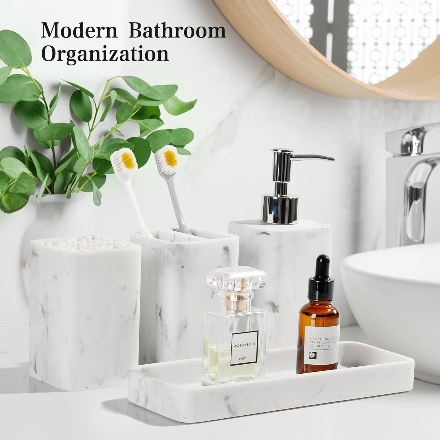 Modern 4-Piece Bathroom Accessories Set in White for Elegant Home Decor