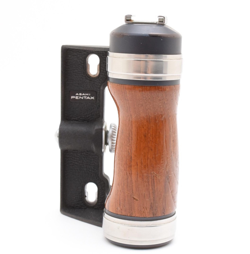 "EXC +6" Asahi Pentax Wood Hand Grip For 6x7 67 67II Film Camera From JAPAN 5223