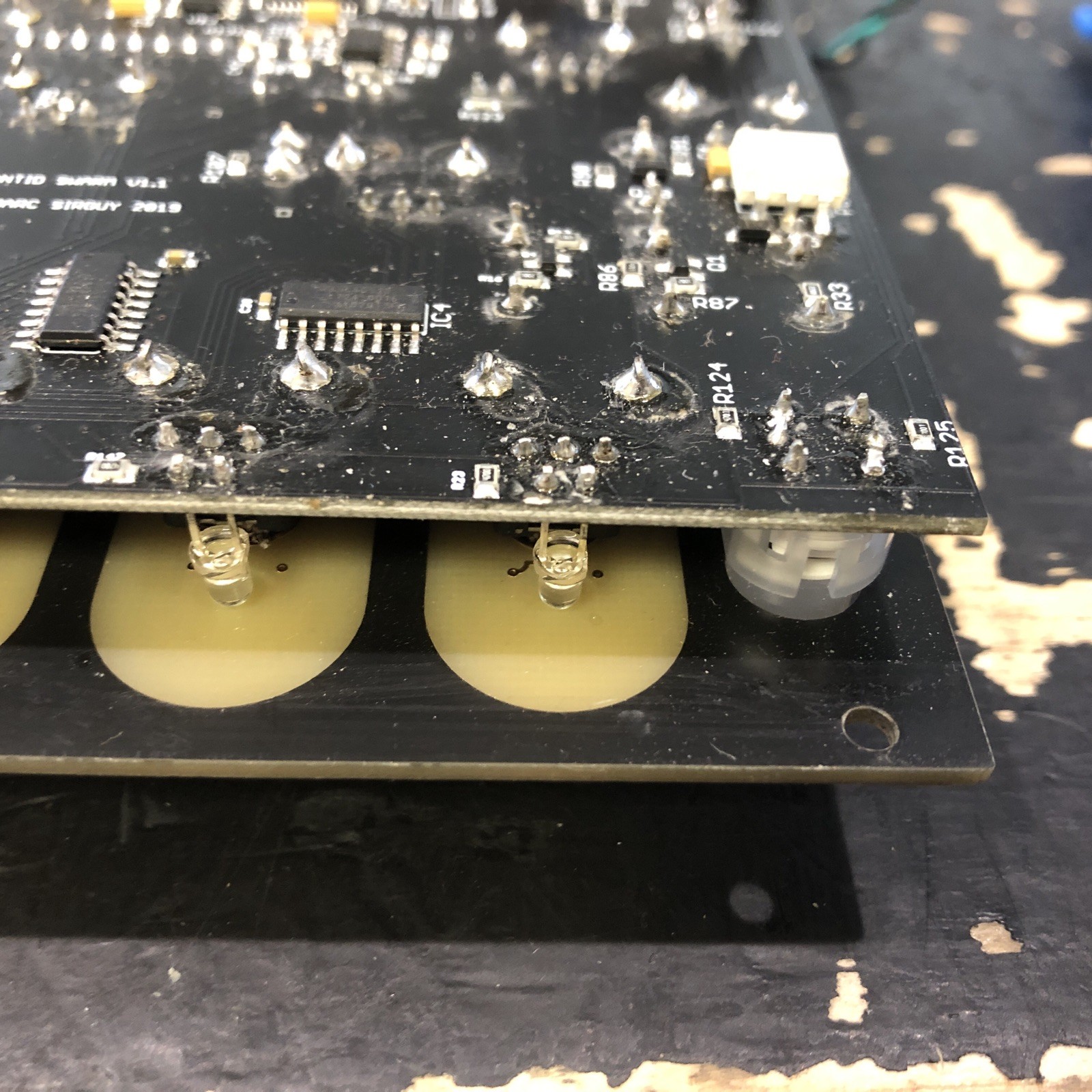 Eowave Quadrantid Swarm Desktop Polyphonic Digital Synthesizer