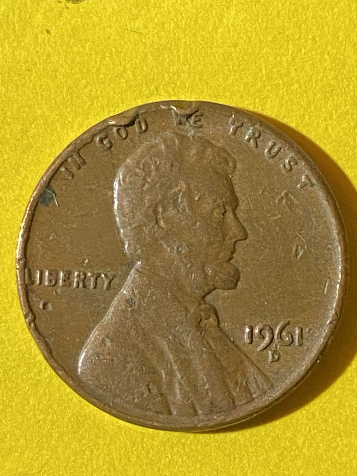 1961 D Lincoln Penny Rare "In God We Trust" and "L" in "Liberty " On The Rim.