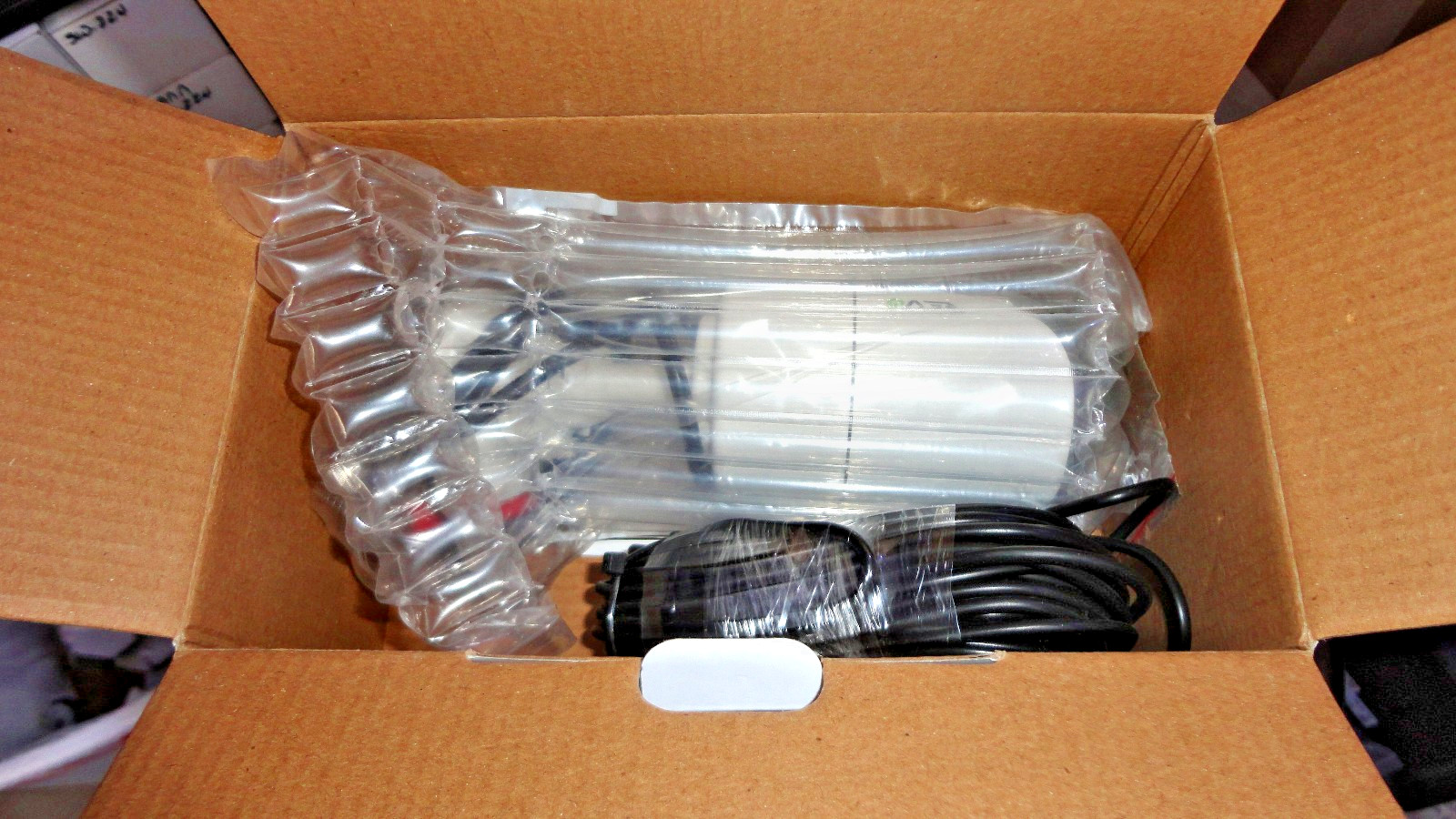 REVO RTCB30-1B Security 1080P - 4 in 1 Indoor / Outdoor IR Bullet Camera