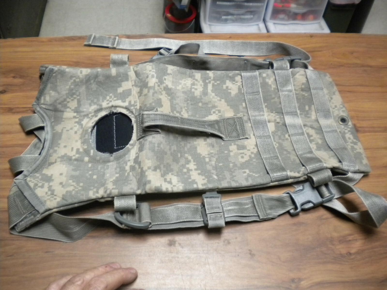 US Military ACU Molle II Hydration Carrier, NO BLADDER, see pictures ,