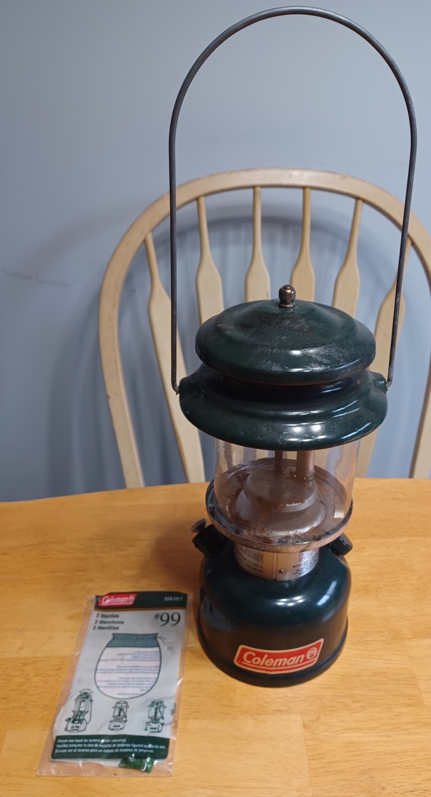 Vintage Coleman Model 286A Single Mantle Green Gas Camping Lantern – USA