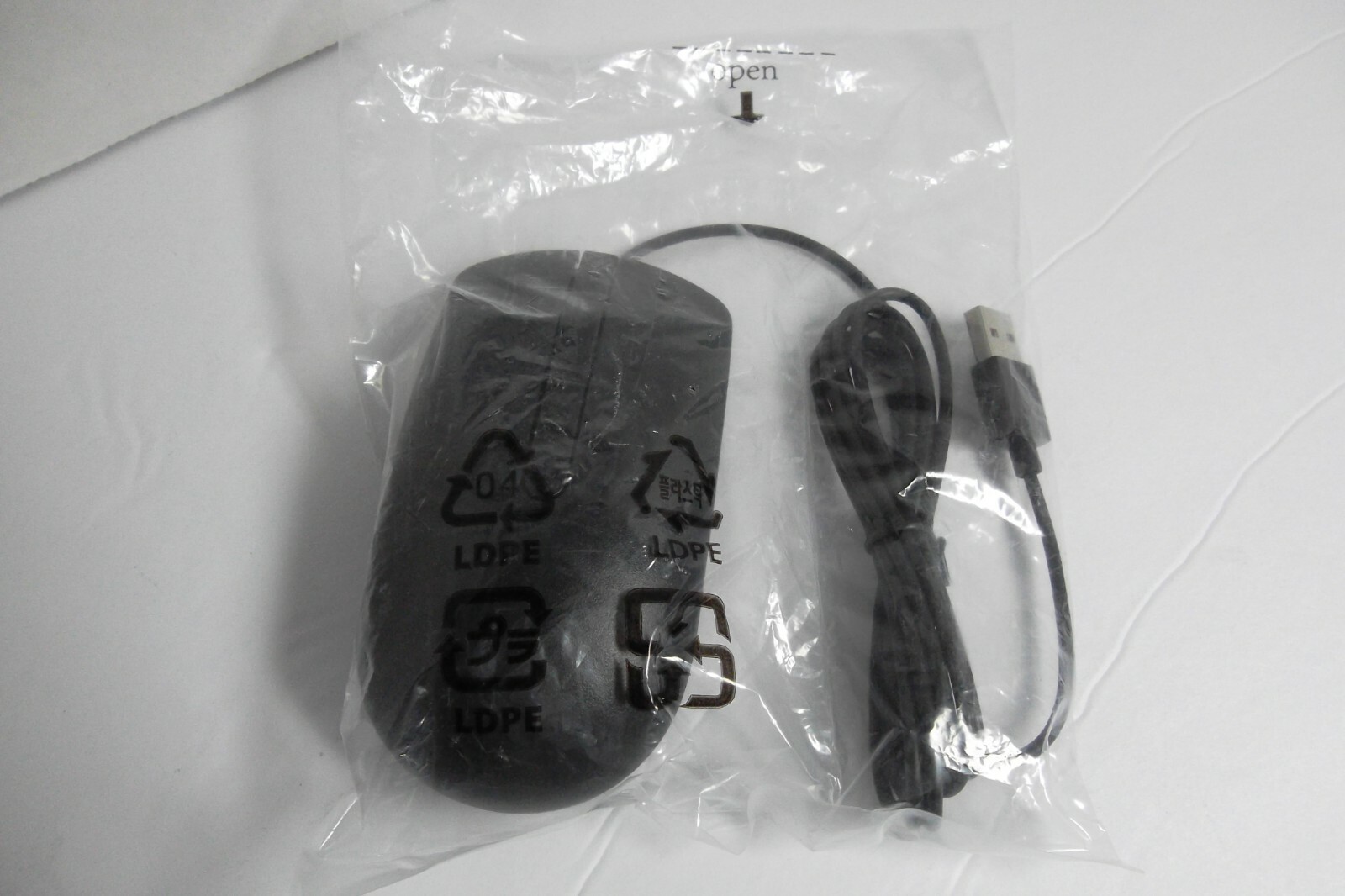 Dell Desktop Optical Mouse MS116T1 Black Wired USB W/ Scroll Wheel Genuine OEM
