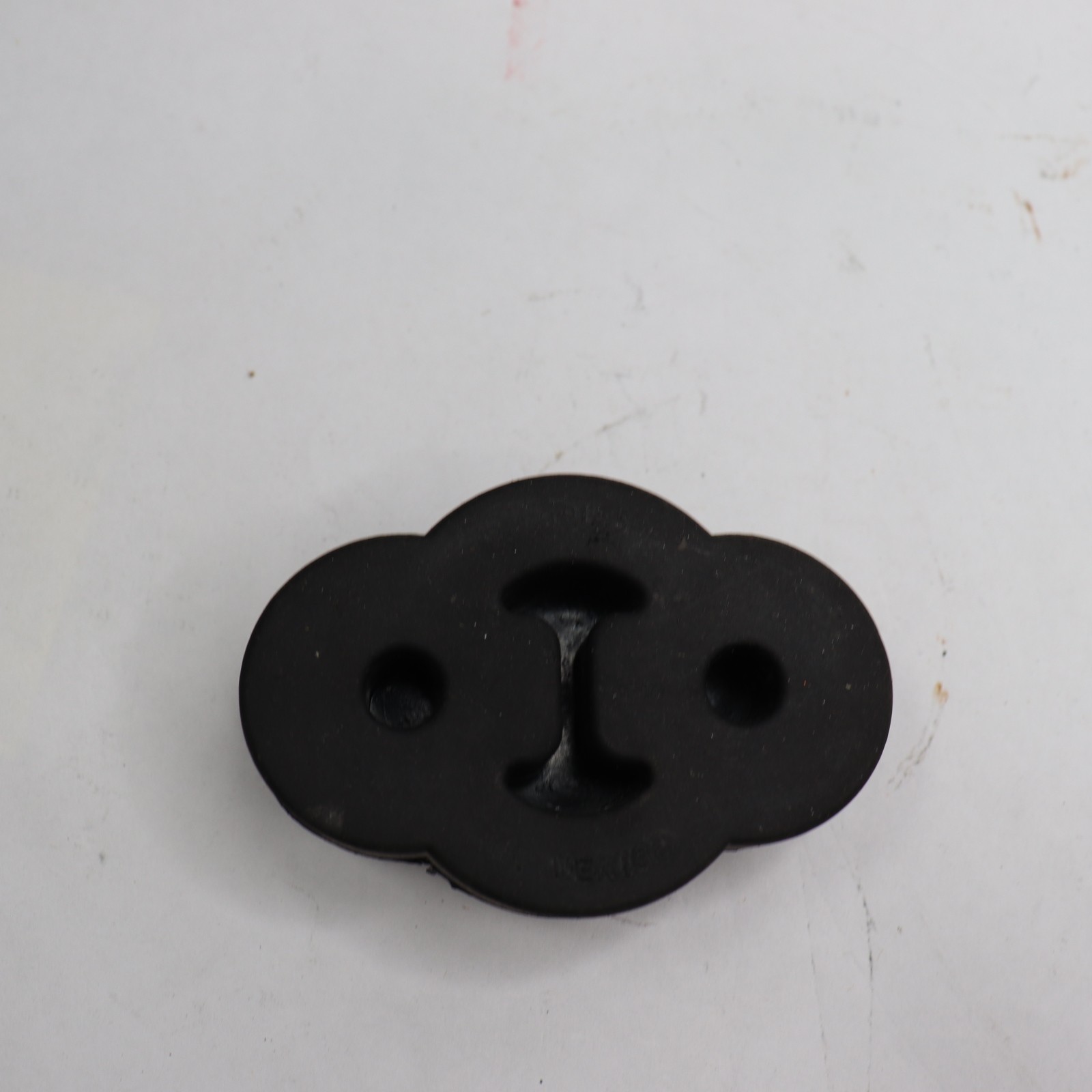 Exhaust Muffler & Pipe Insulator 10231659 1995 - 2005