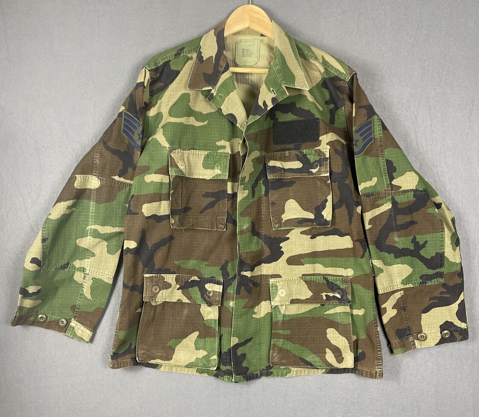 US Air Force Camo Sz Medium R Jacket Staff Sargent