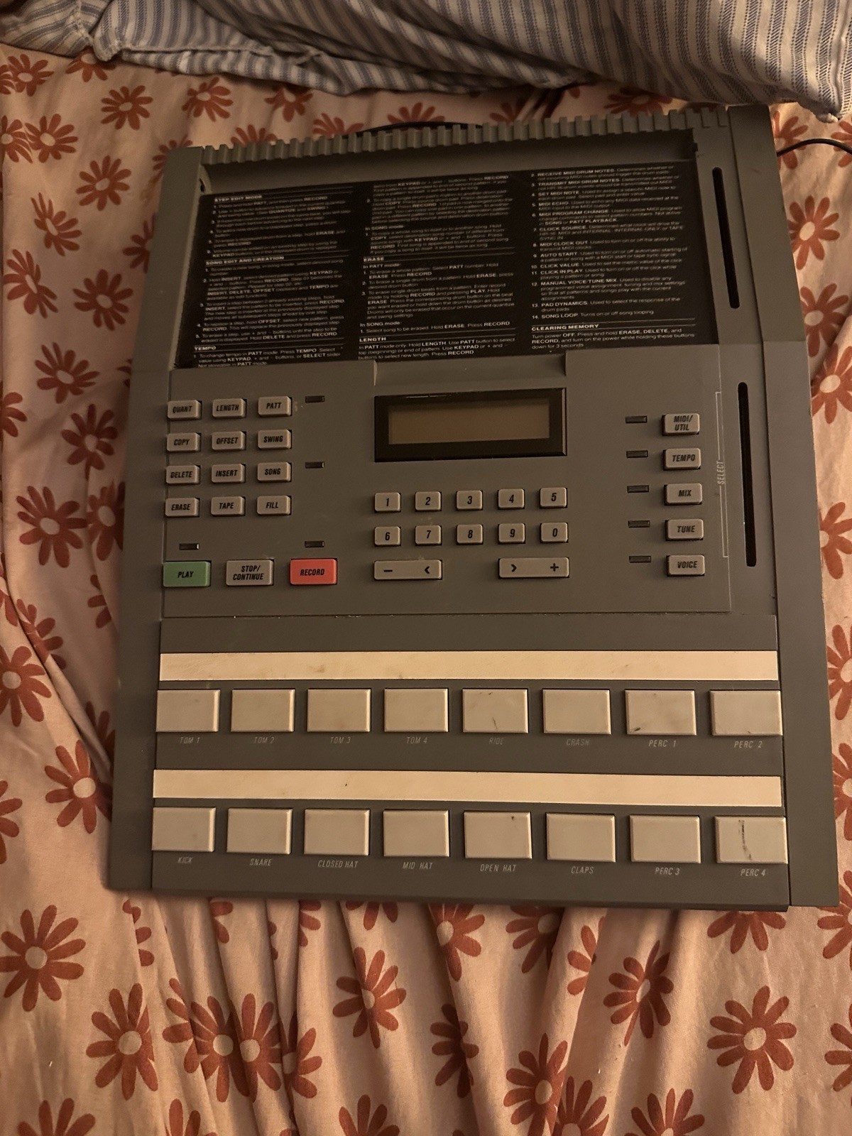 Alesis HR-16 Programmable Drum Machine Untested