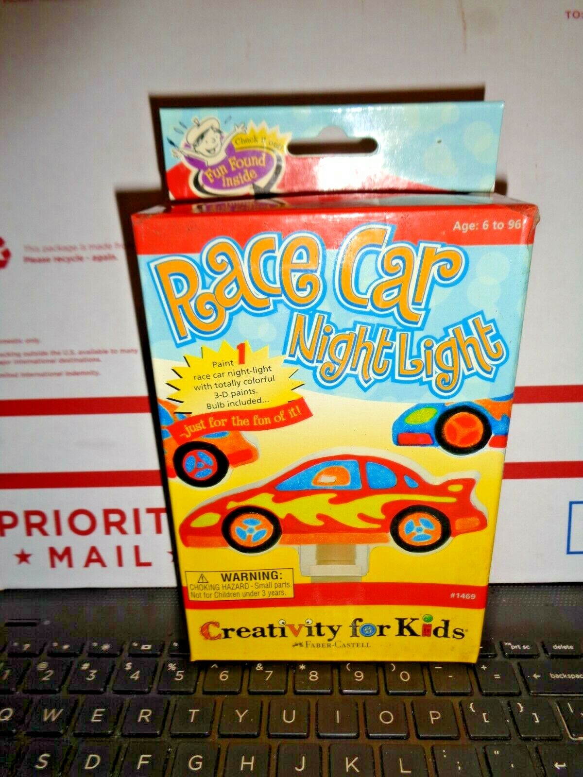 Creativity For Kids Race Car Night Light Paint it Yourself New IN Box SS6