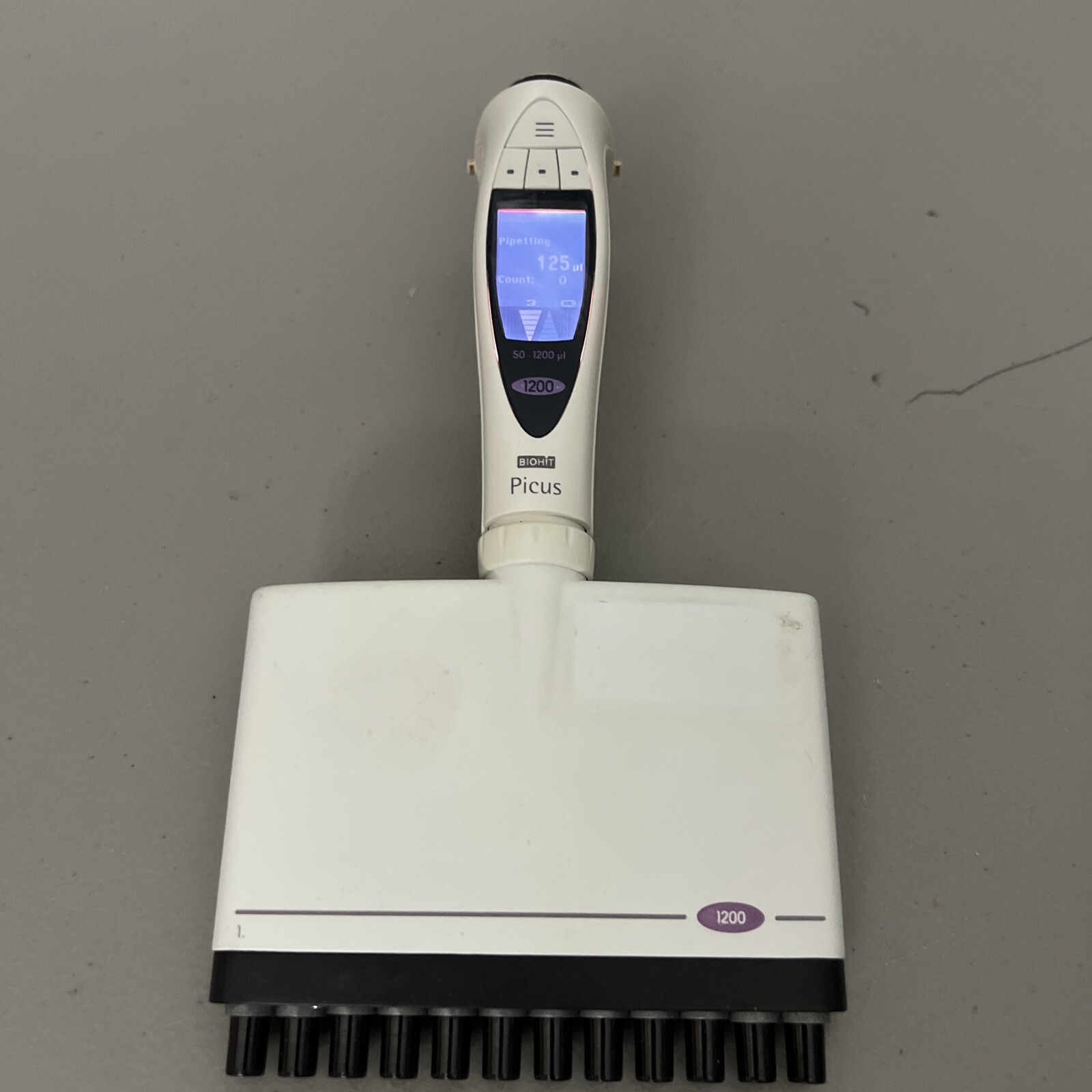 Biohit/Sartorius Picus Electronic Pipette Pipetman 12 Channel 1200 Pipettor