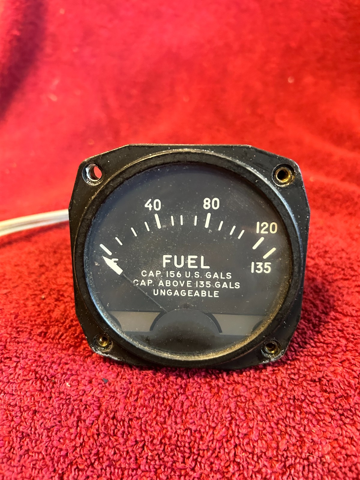 THE LIQUIDOMETER FUEL QUANTITY INDICATOR P/N EA143AN-105H WITH CONNECTOR