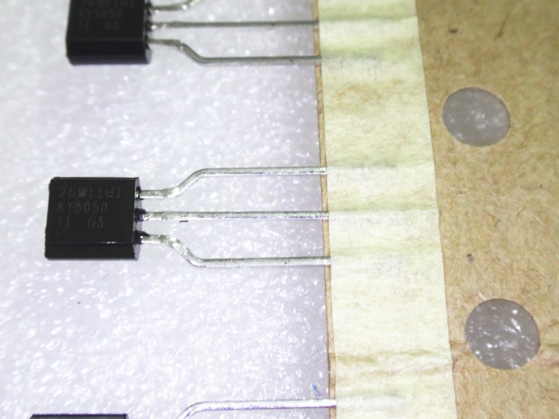 10PCS LP2950-50LPRE3 KY5050 TO-92 100% Original