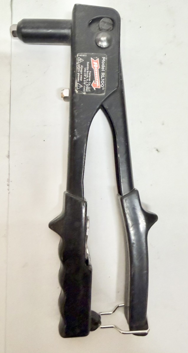 CRAFTSMAN SNIPS, RIVET (P33015885)