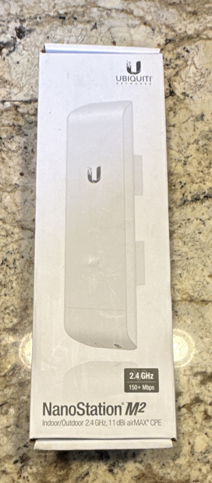Ubiquiti Networks NanoStation M2 NSM2-US 2.4GHz airMAX Wireless CPE, 2-Port