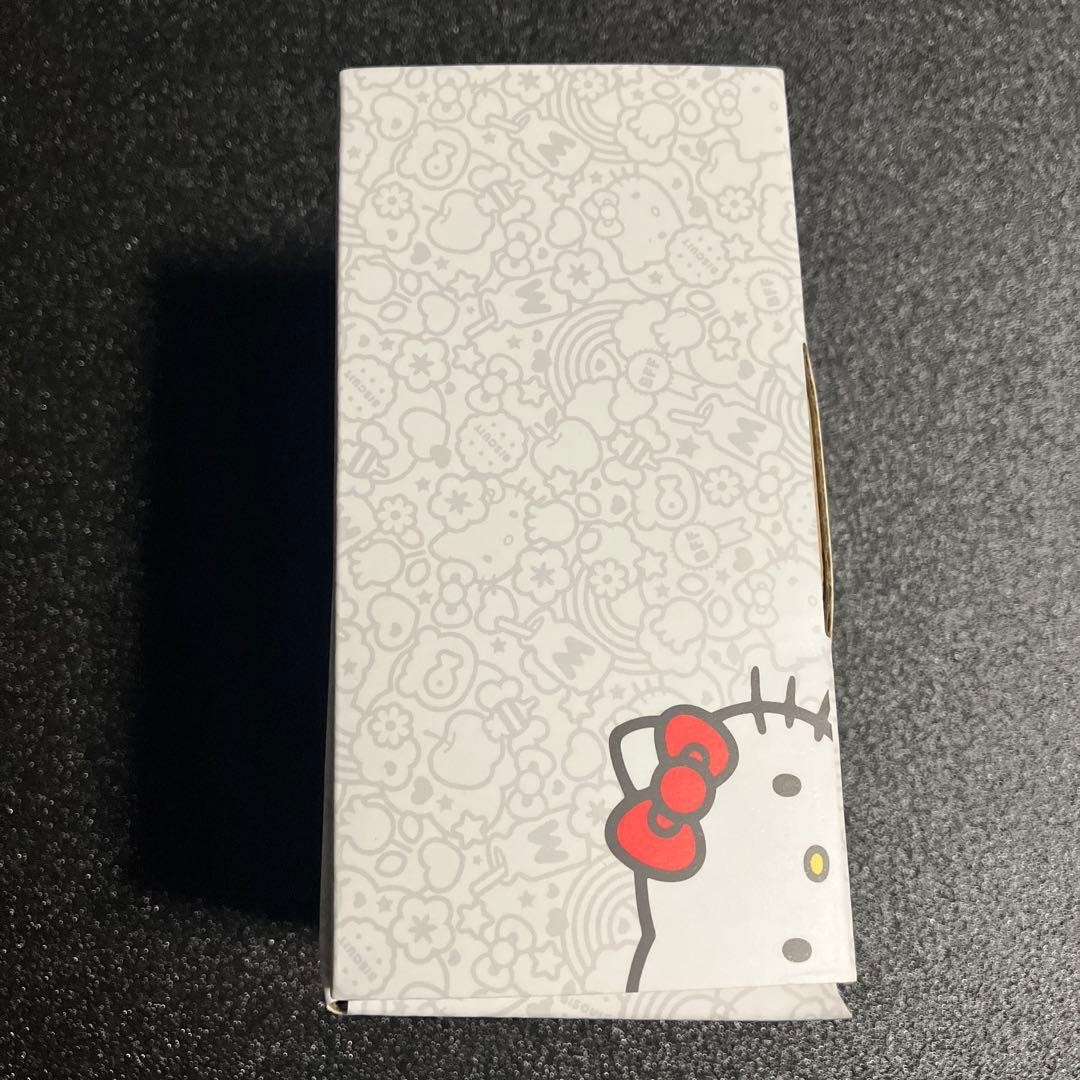 Fender x Hello Kitty Fuzz Guitar Effect Pedal White Limited Edition Compact FX