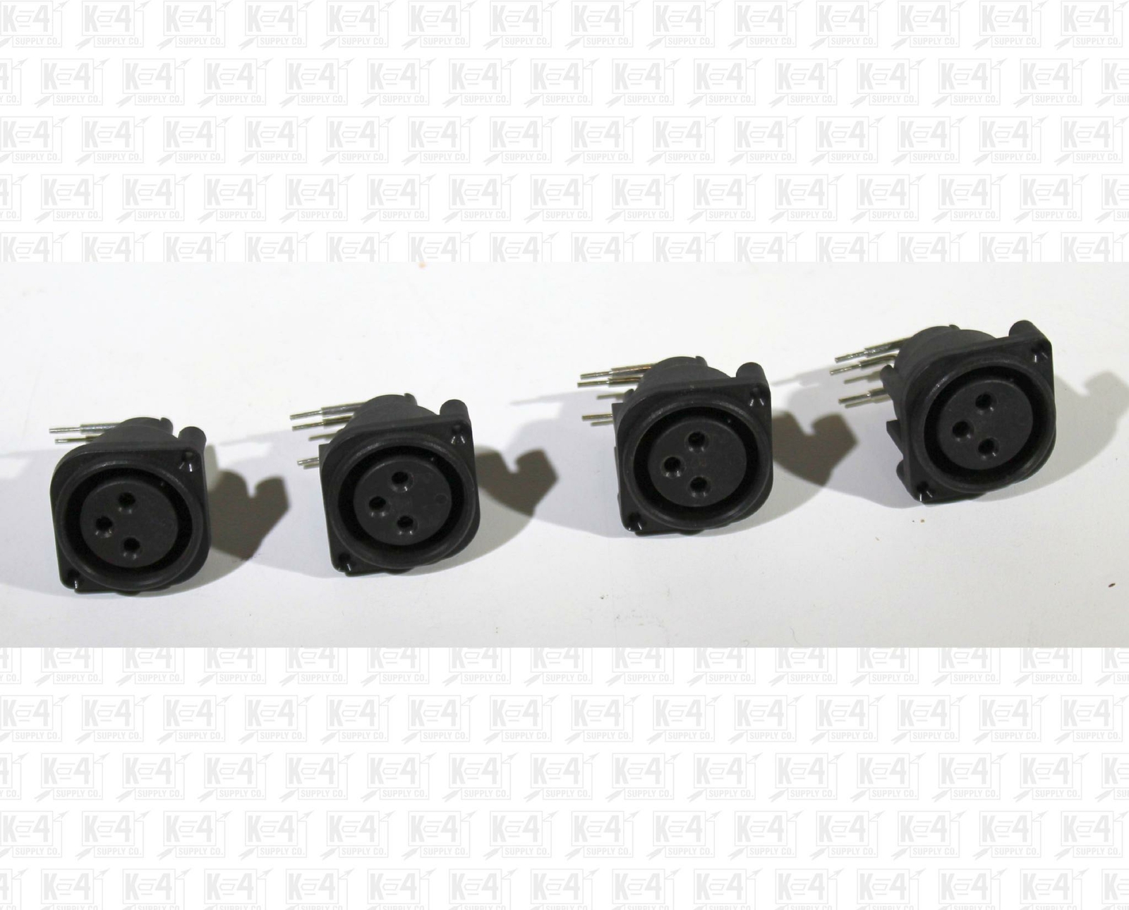 Lot Of 4 Plastic 3 Pin XLR Female Jacks Round PC Pins Round Horizontal Mount