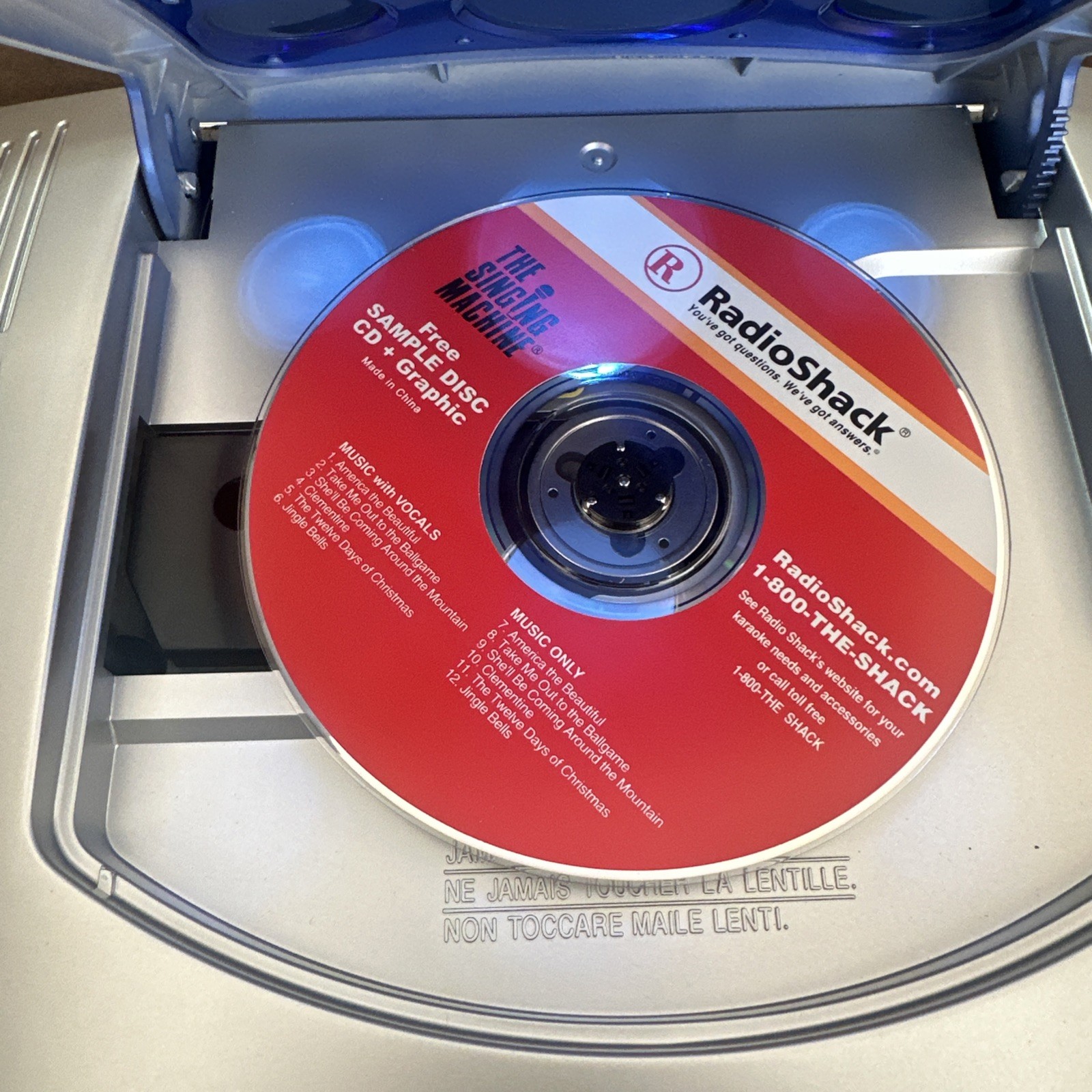 The Singing Machine STVG513 CD Karaoke System CD + Graphics Machine