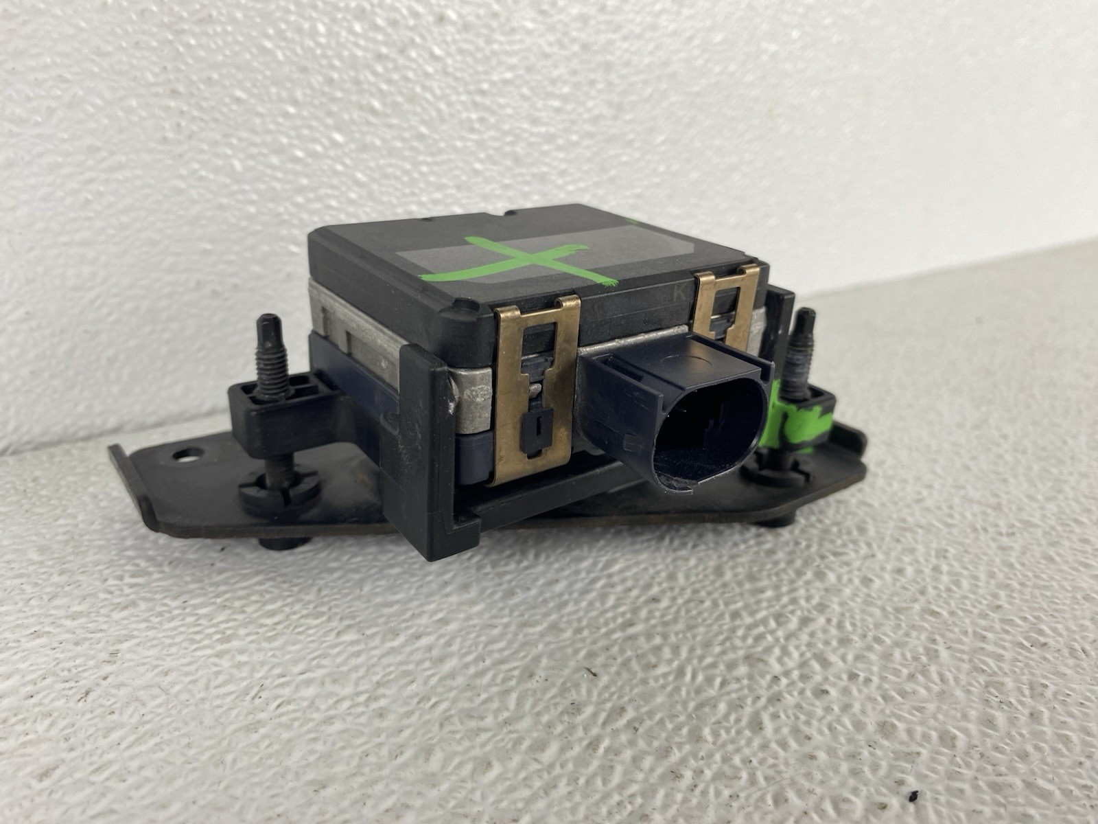 OEM 2019-2022 Hyundai Kona Front Radar Cruise Distance Sensor 95655J9200