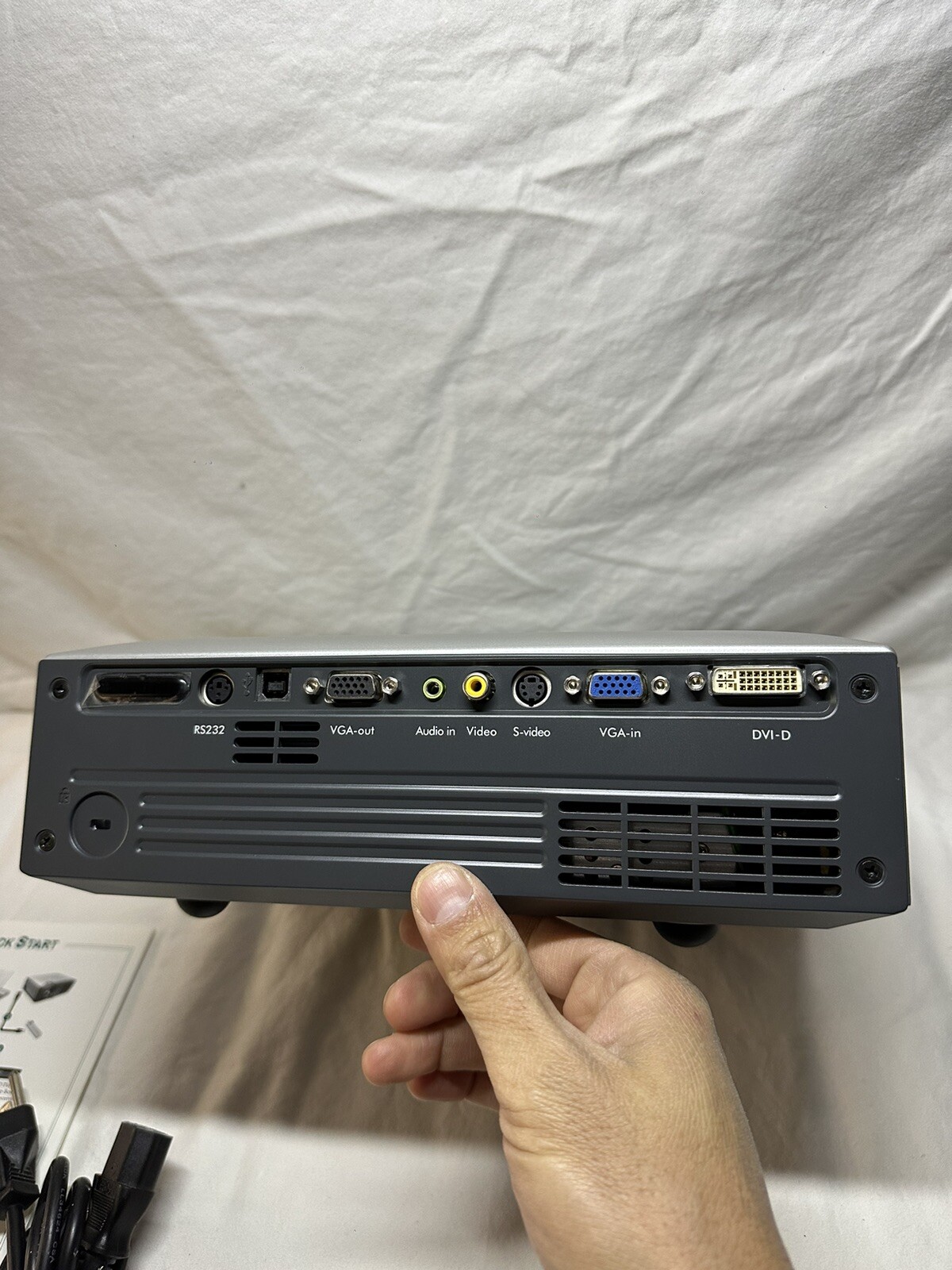 Optoma EP745 Portable Projector w/ DLP Technology & Case TESTED, WORKING!!
