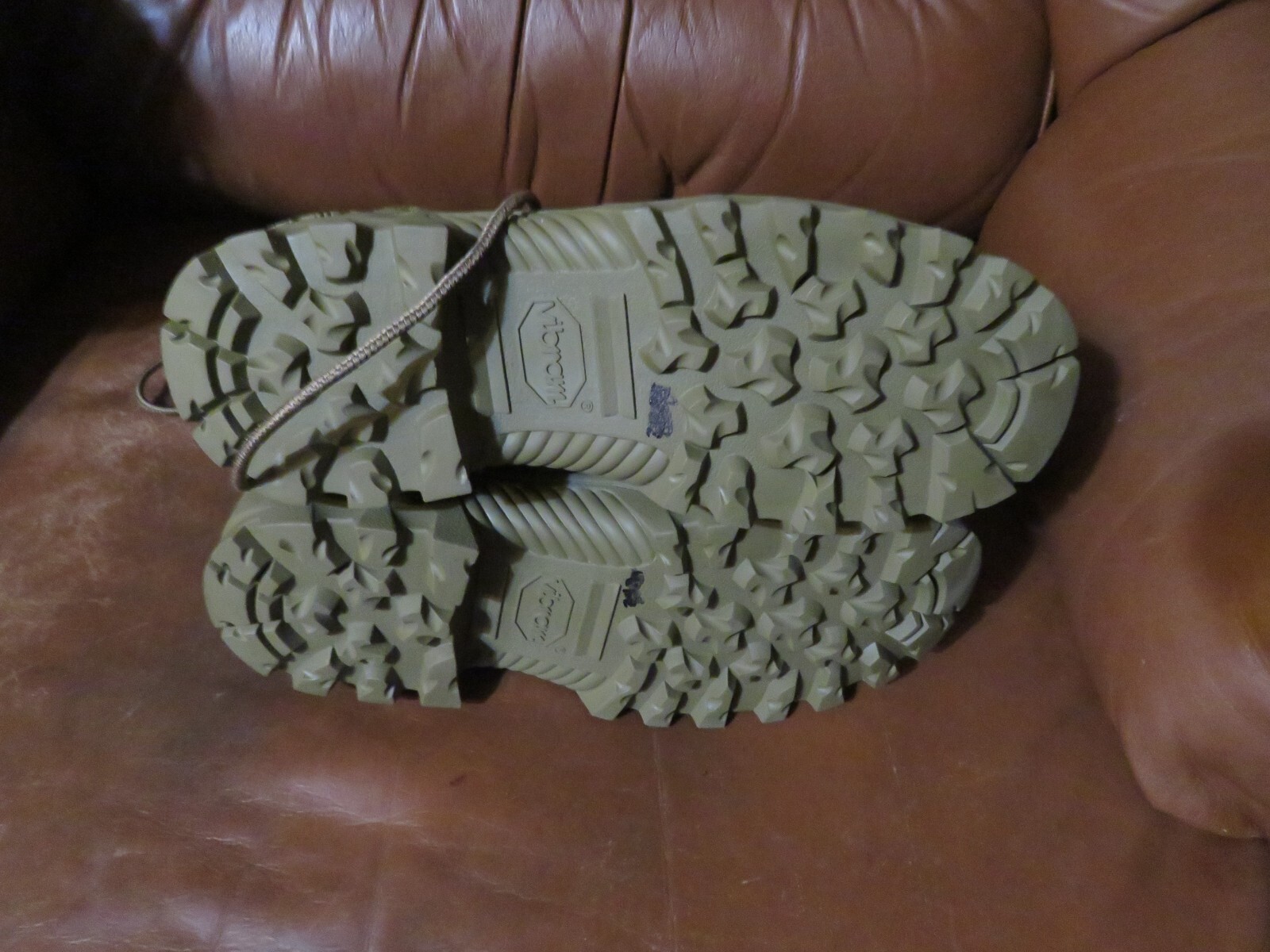 BATES HOT WEATHER COMBAT HIKER BOOTS OLIVE MOJAVE E03612C SIZE 6.5 R